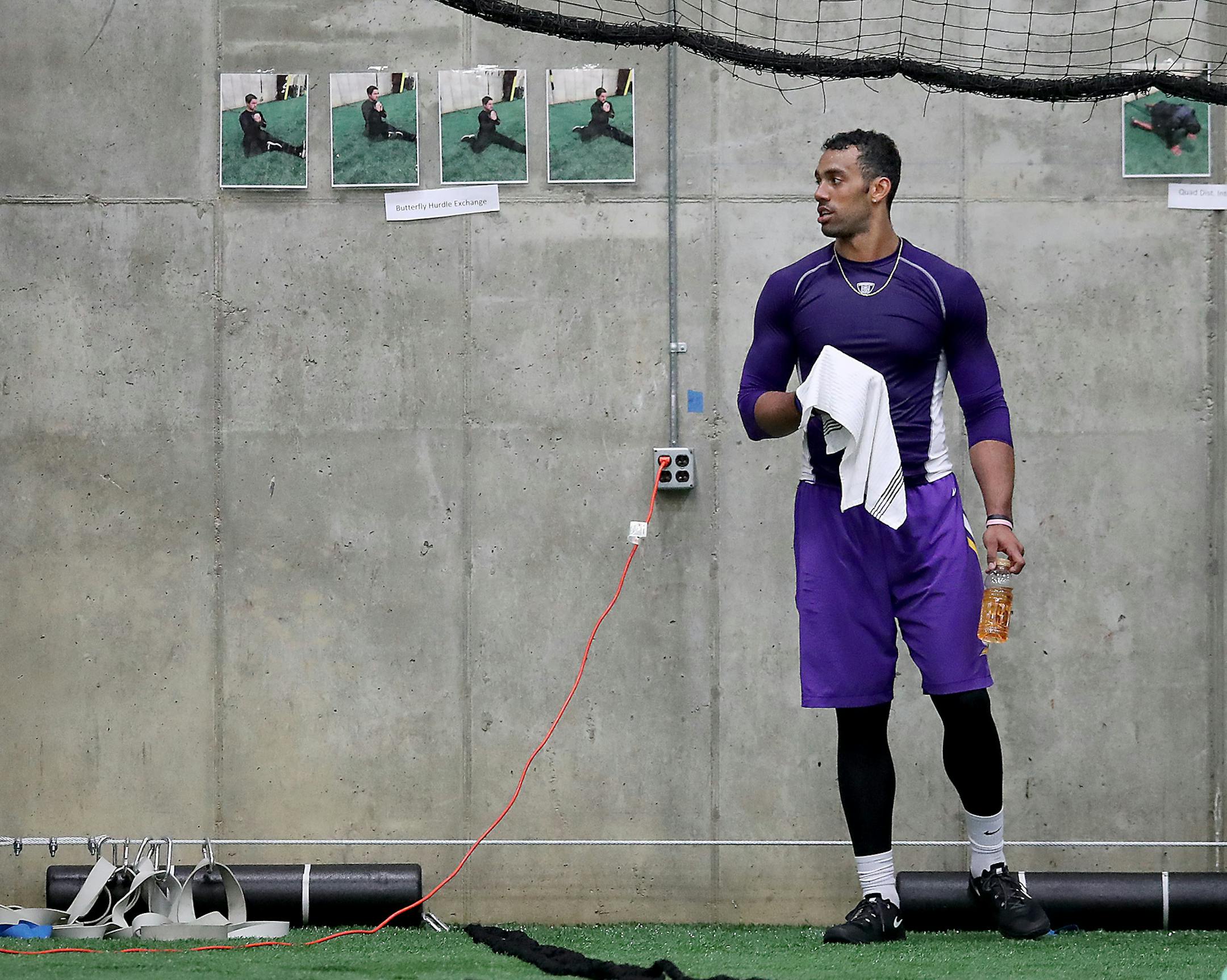 Nick Truesdell will try to stick around with the Vikings as a 6-6 tight end with 4.6 speed.