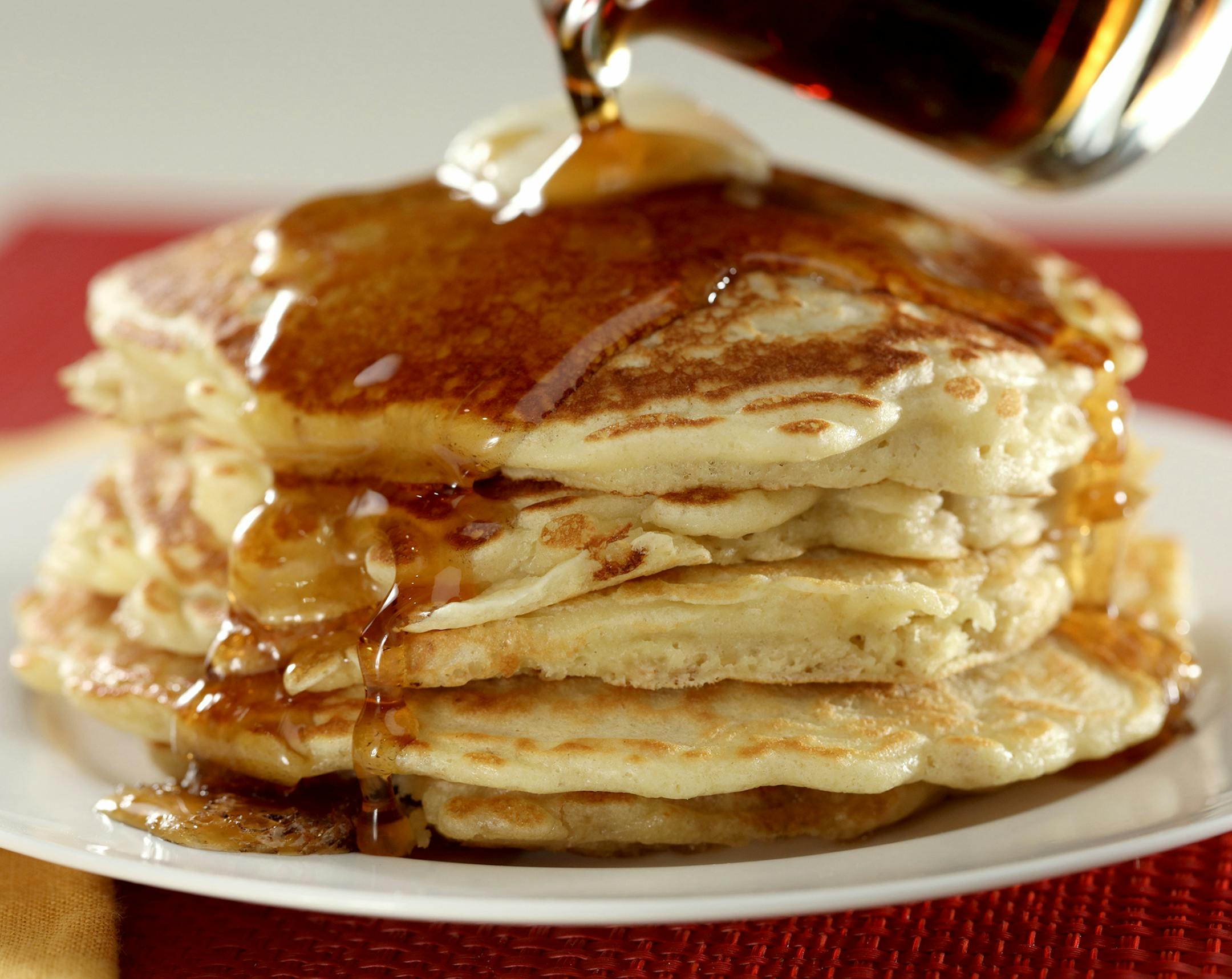 You can't go wrong with a 50/50 mix of wheat flour to oats in your batter. (Michael Tercha/Chicago Tribune/TNS) ORG XMIT: 1183744