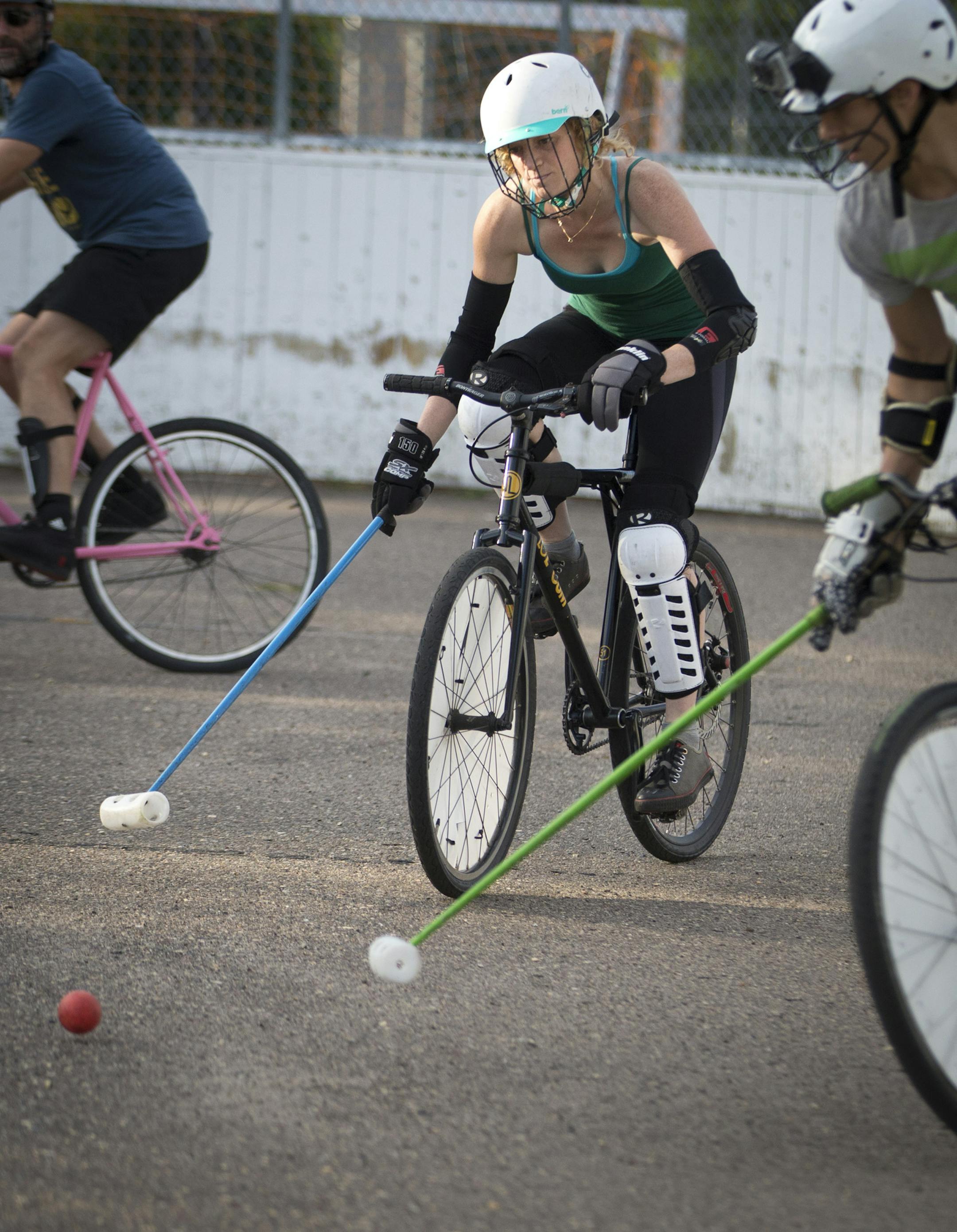 Jenn Callup played pick-up bicycle polo at McCray Park Minneapolis, Minn. on Thursday, August 8, 2013. ] (RENEE JONES SCHNEIDER ‚Ä¢ reneejones@startribune.com)