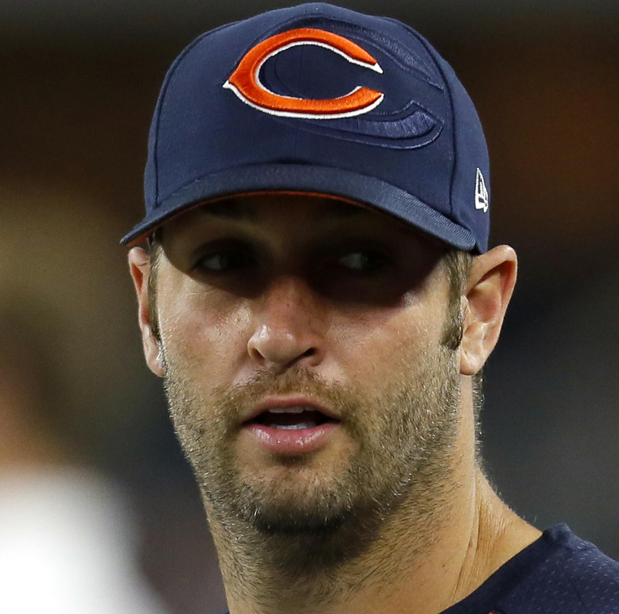 Chicago Bears quarterback Jay Cutler stands on the field during warm ups before an NFL football game against the Dallas Cowboys on Sunday, Sept. 25, 2016, in Arlington, Texas. (AP Photo/Roger Steinman) ORG XMIT: MIN2016102718314651