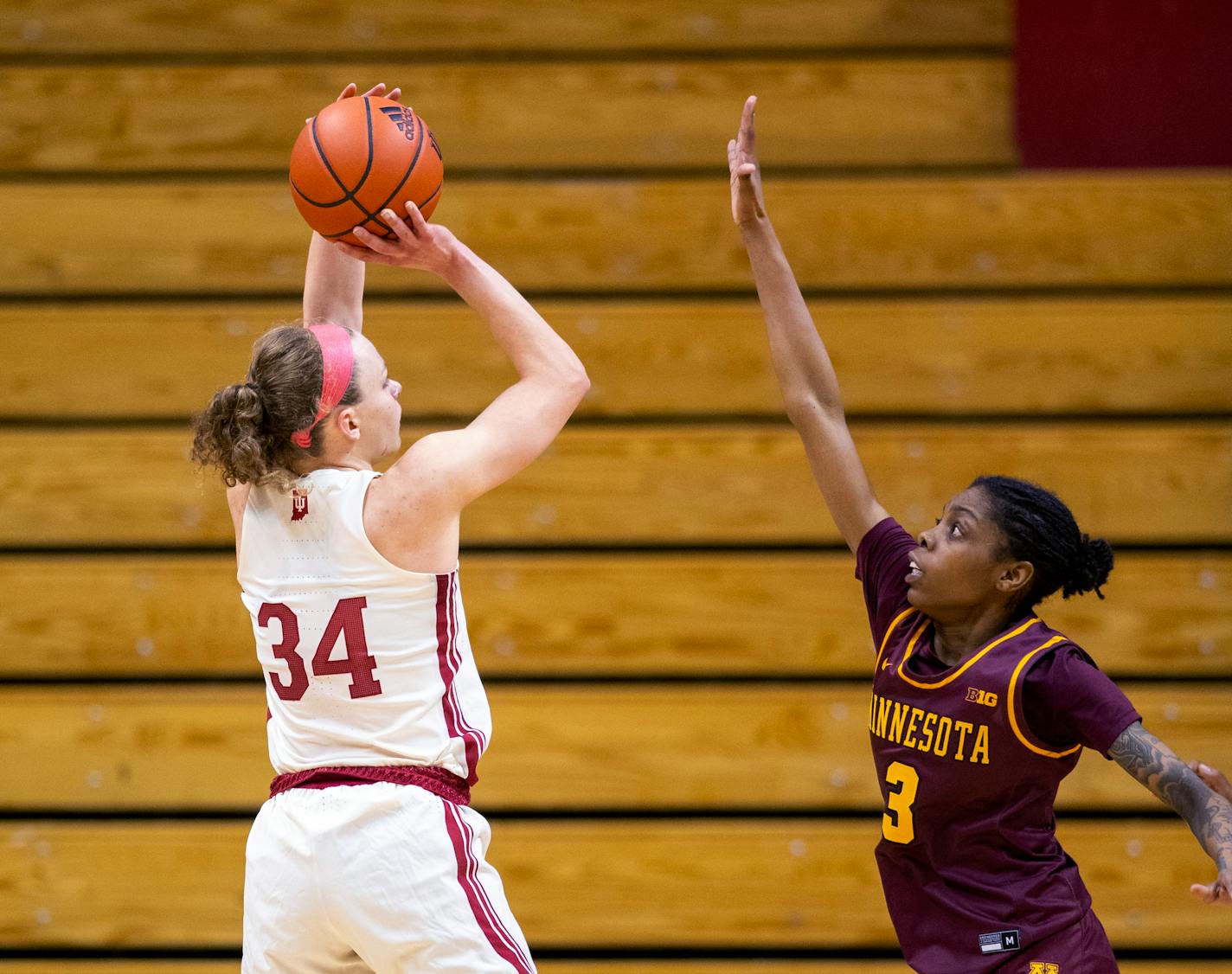 Indiana guard Grace Berger shot  over Gophers guard Deja Winters in the first half