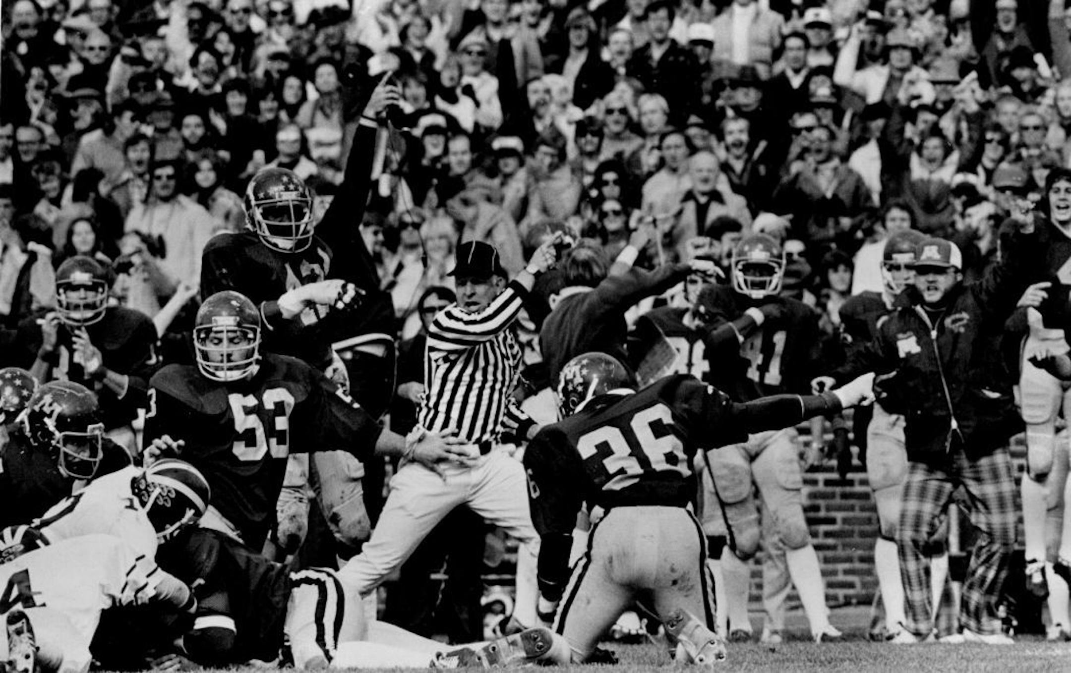 October 23, 1977 The official got plenty of help from Gophers� players when a Gopher recovered a Michigan fumble. October 22, 1977 Richard Olsenius, Minneapolis Star Tribune