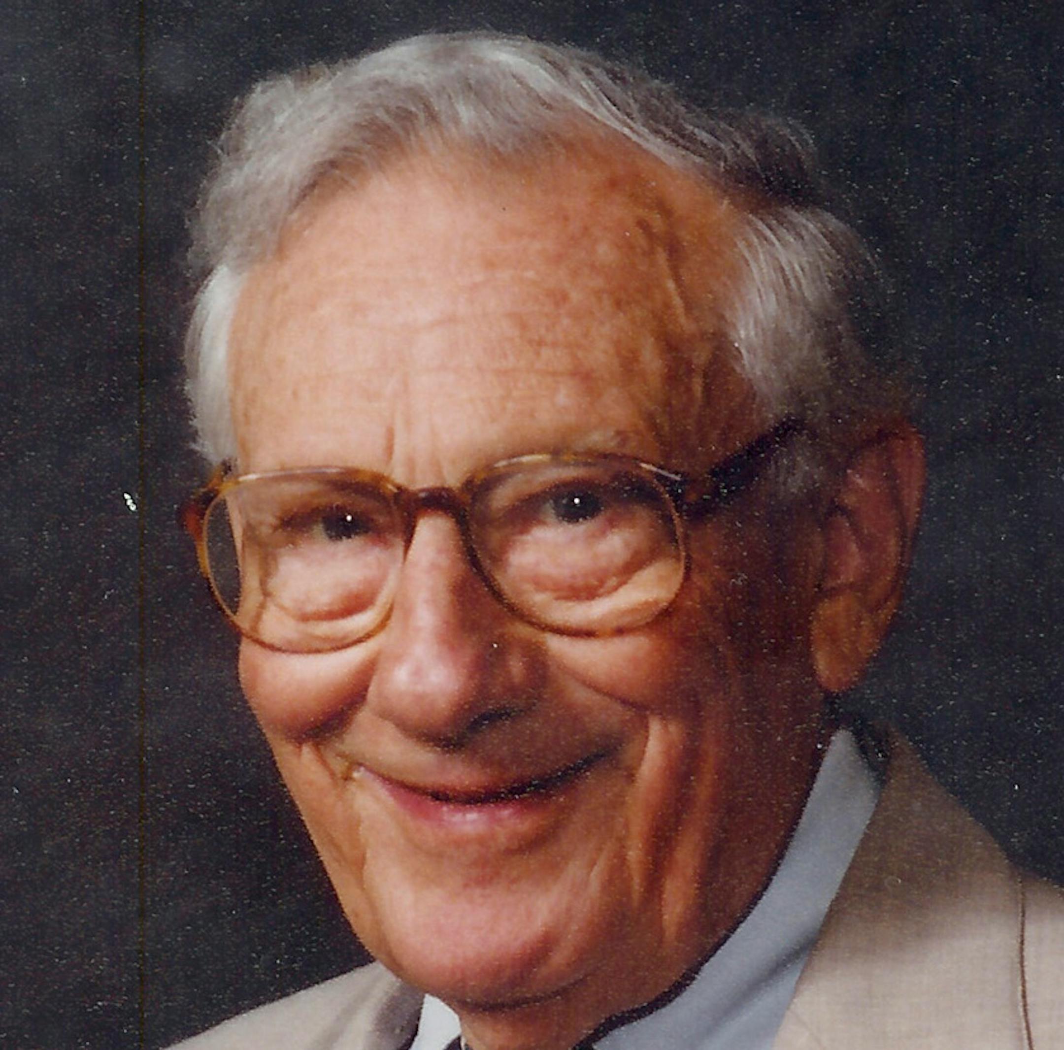 Dr. Erwin Schaffer