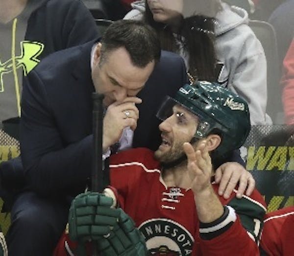 Jarret Stoll, a veteran of 868 NHL games, conferred with Wild interim coach John Torchetti during the Feb. 28 victory over Florida. &#x201c;He calms m