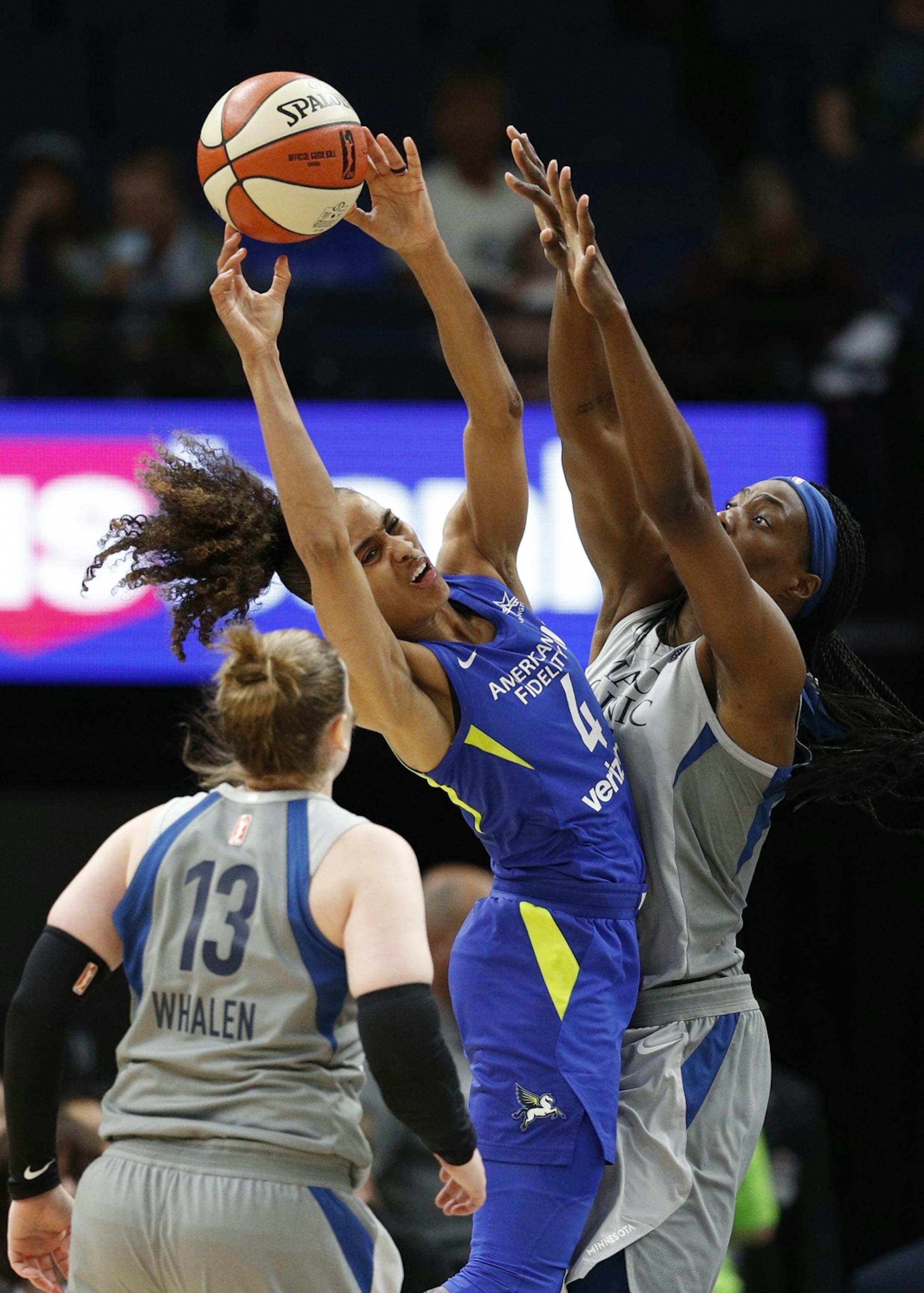 Lynx Sylvia Fowles played good defense on Wings Skylar Diggins-Smith at Target Center Tuesday , June 19, 2018 in Minneapolis, MN.