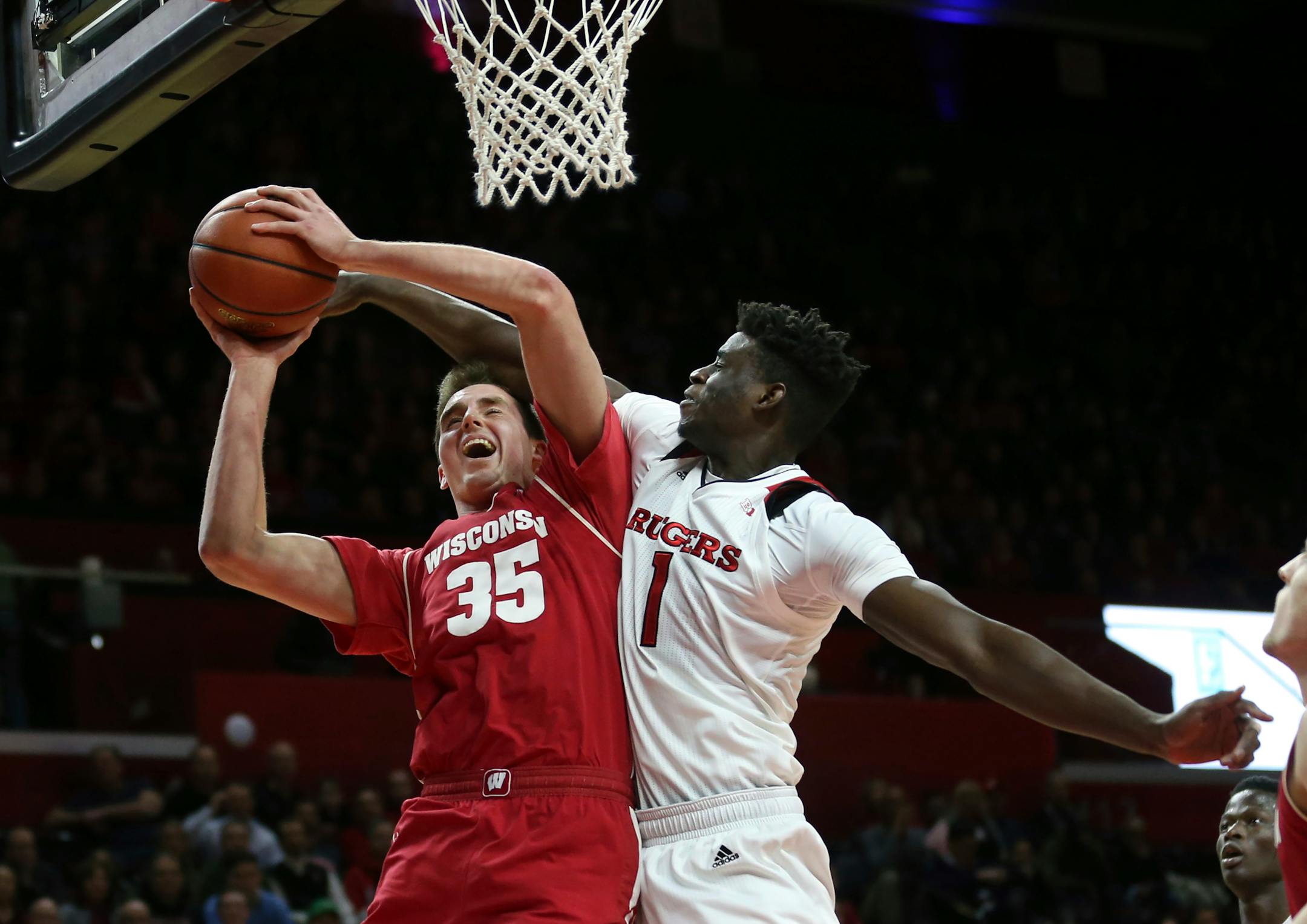 Wisconsin's Nate Reuvers (35), who played at Lakeville North, is one of several Badgers from Minnesota.
