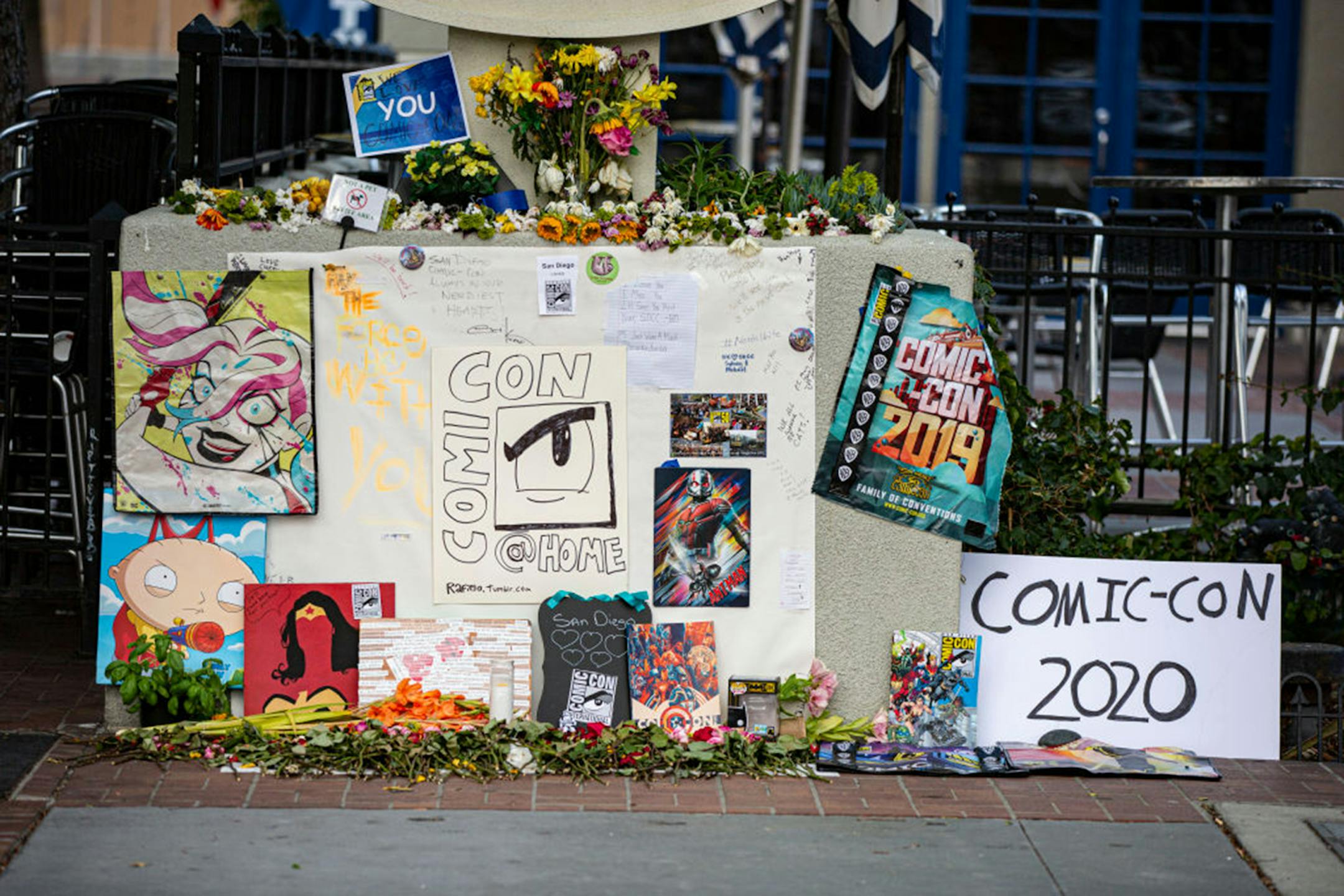 Fans of Comic-Con set up a makeshift memorial on July 22, 2020 in San Diego, California. 2020 Comic-Con International occurred as a virtual event, Comic-Con@Home, this year due to the coronavirus epidemic. (Photo by Daniel Knighton/Getty Images/TNS) ORG XMIT: 1727621