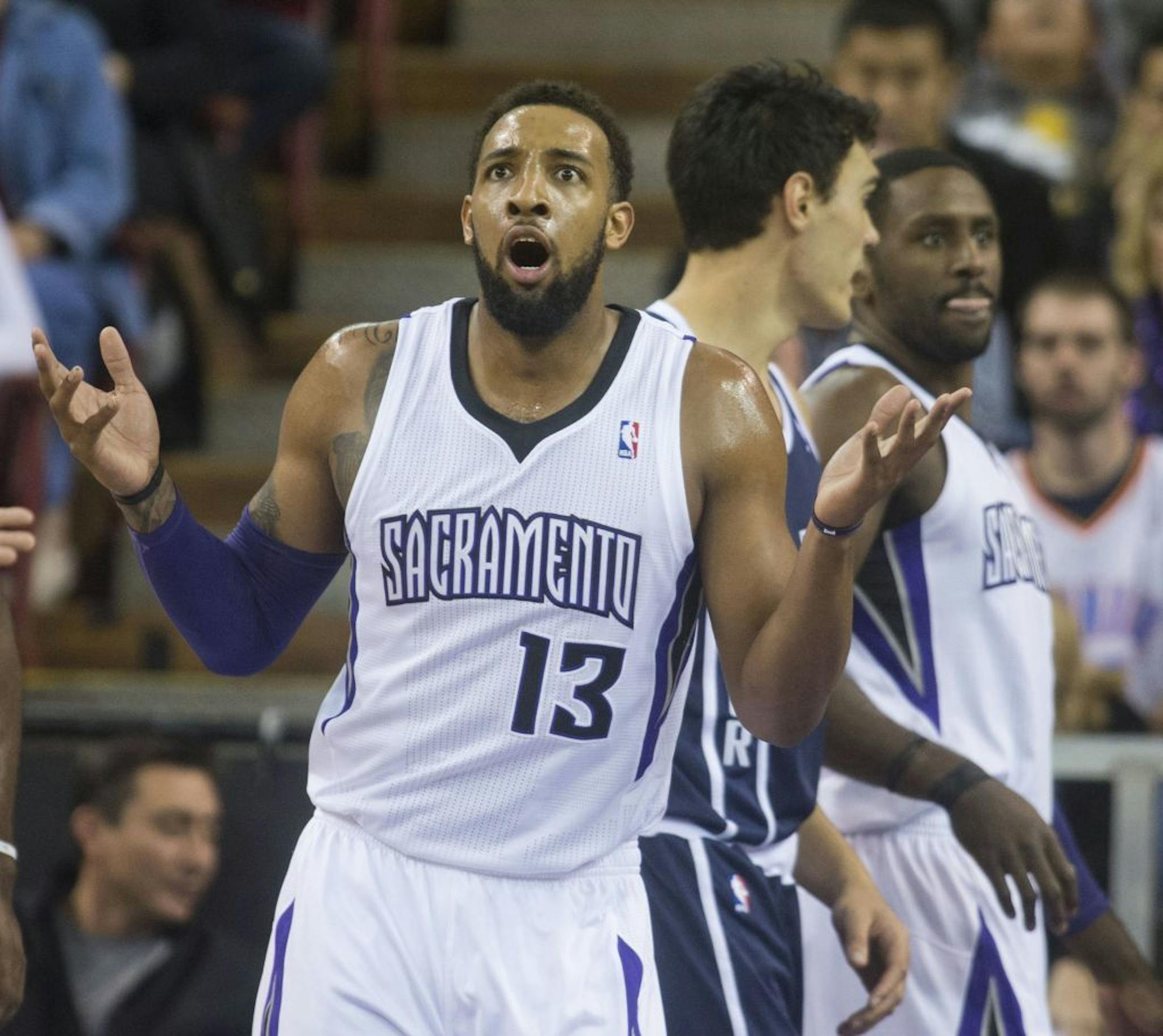 The Sacramento Kings' Derrick Williams (13)