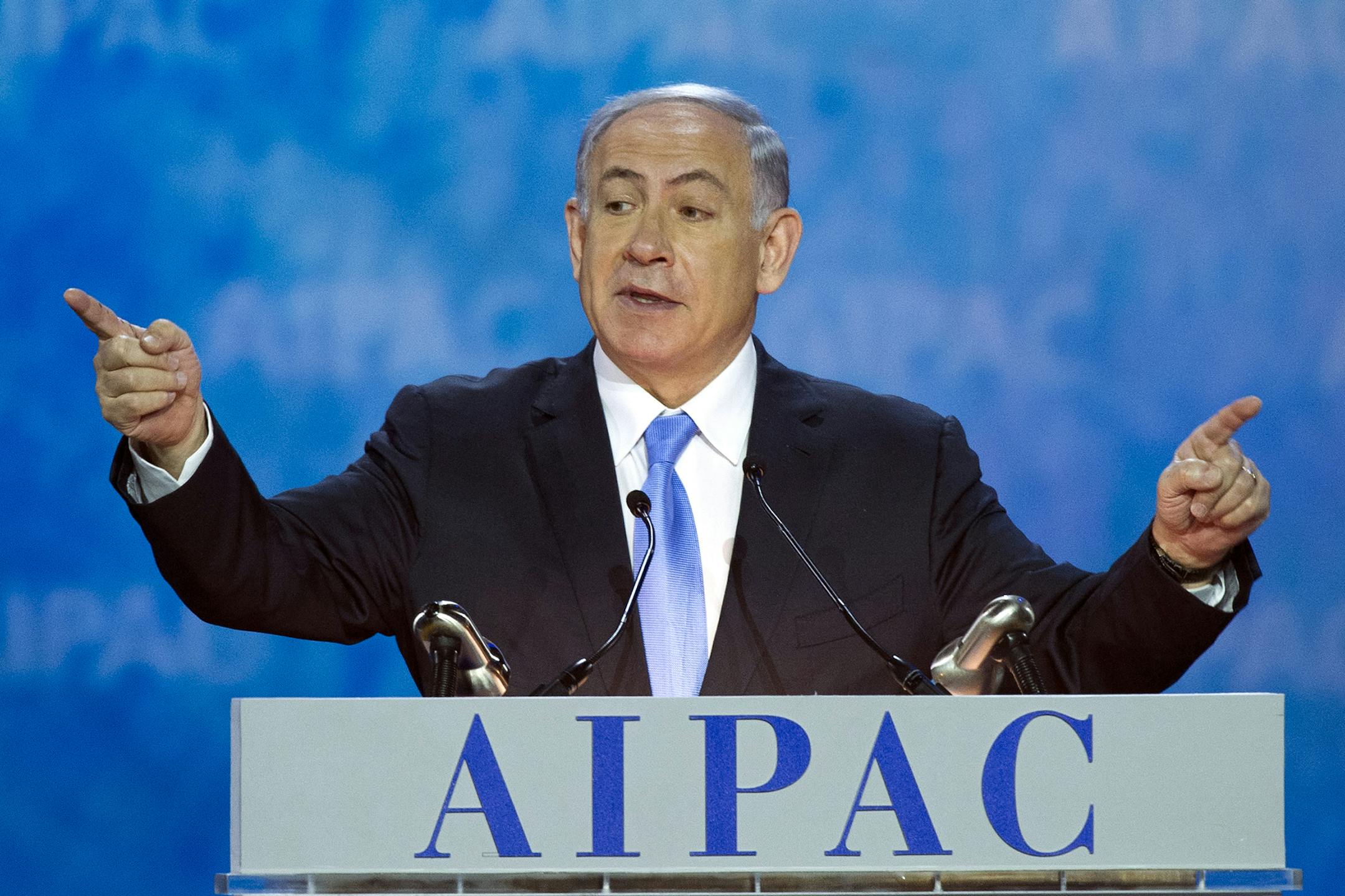 Israeli Prime Minister Benjamin Netanyahu gestures while speaking at the 2015 American Israel Public Affairs Committee (AIPAC) Policy Conference in Washington, Monday, March 2, 2015. (AP Photo/Cliff Owen) ORG XMIT: MIN2015030214202654