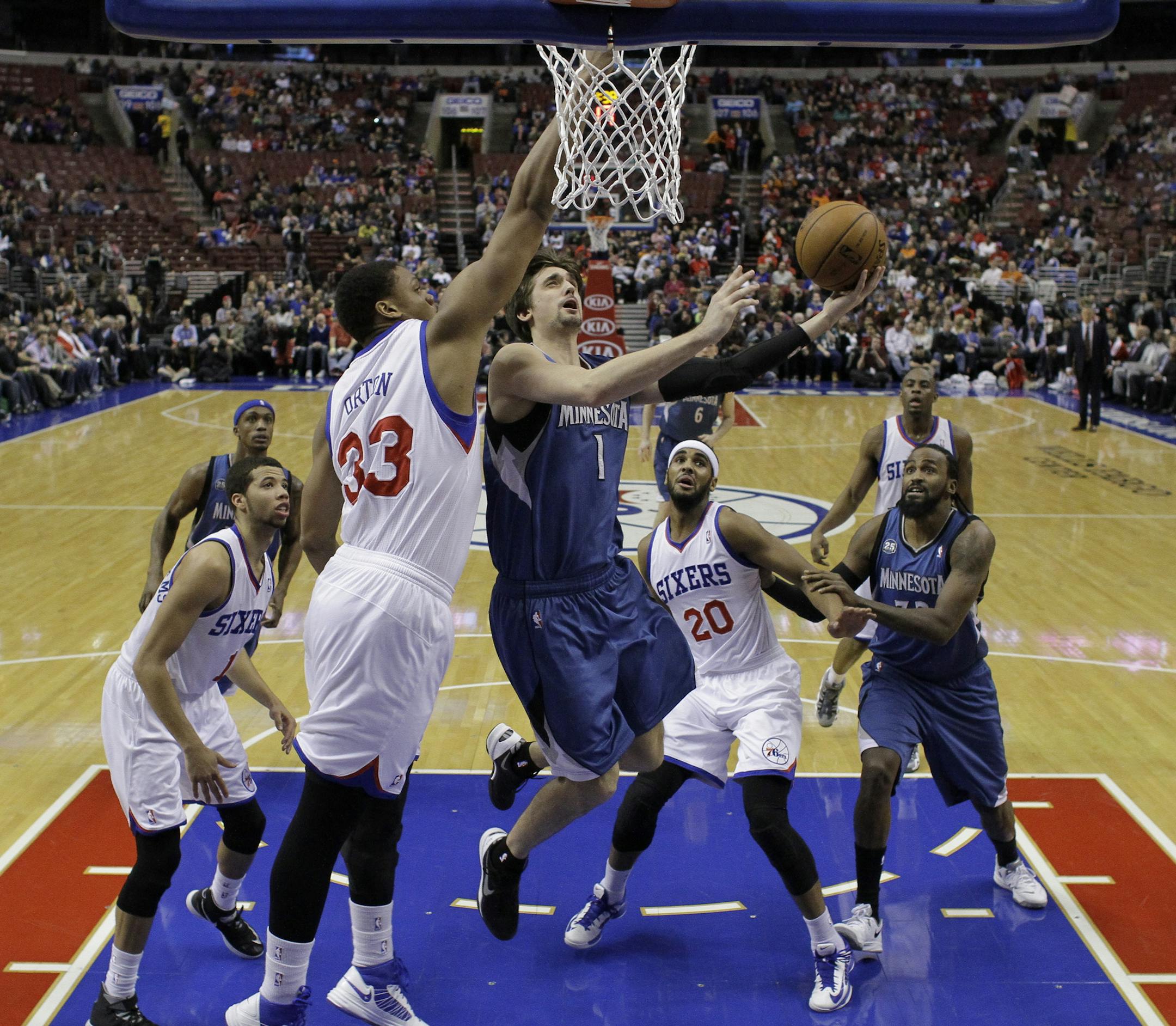 Minnesota Timberwolves' Alexey Shved in action an NBA basketball game against the Philadelphia 76ers, Monday, Jan. 6, 2014, in Philadelphia. (AP Photo/Matt Slocum) ORG XMIT: MIN2014012019374975