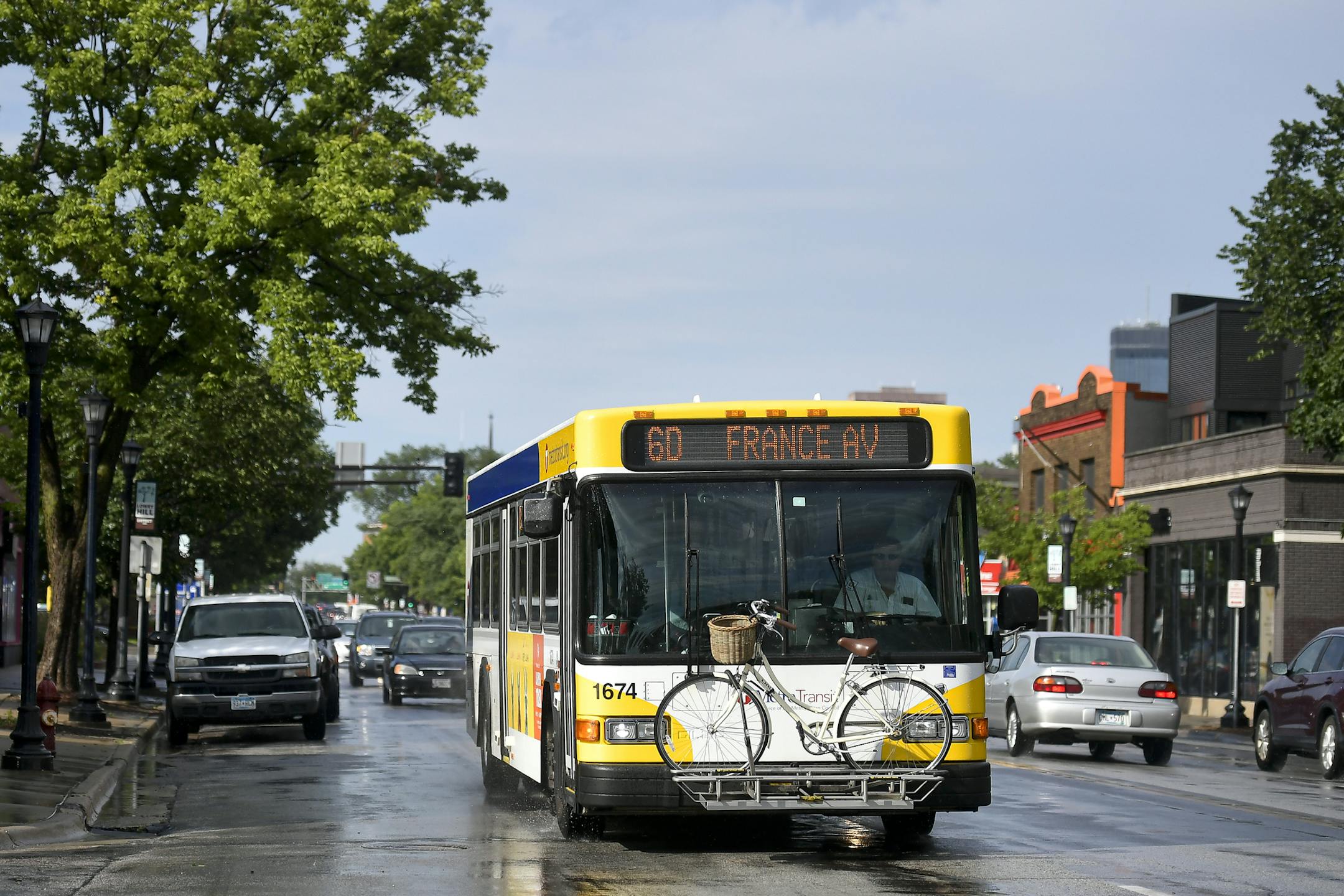 Traffic moved along Hennepin Avenue near West 24th Street Tuesday during the evening commute. ] Aaron Lavinsky ¥ aaron.lavinsky@startribune.com City buses will have lanes to themselves during rush hour on three of Minneapolis' busiest corridors to improve trip times and reliability, Metro Transit and city officials announced Tuesday. We photograph Hennepin Avenue looking towards downtown on Tuesday, July 16, 2019 in Minneapolis, Minn.