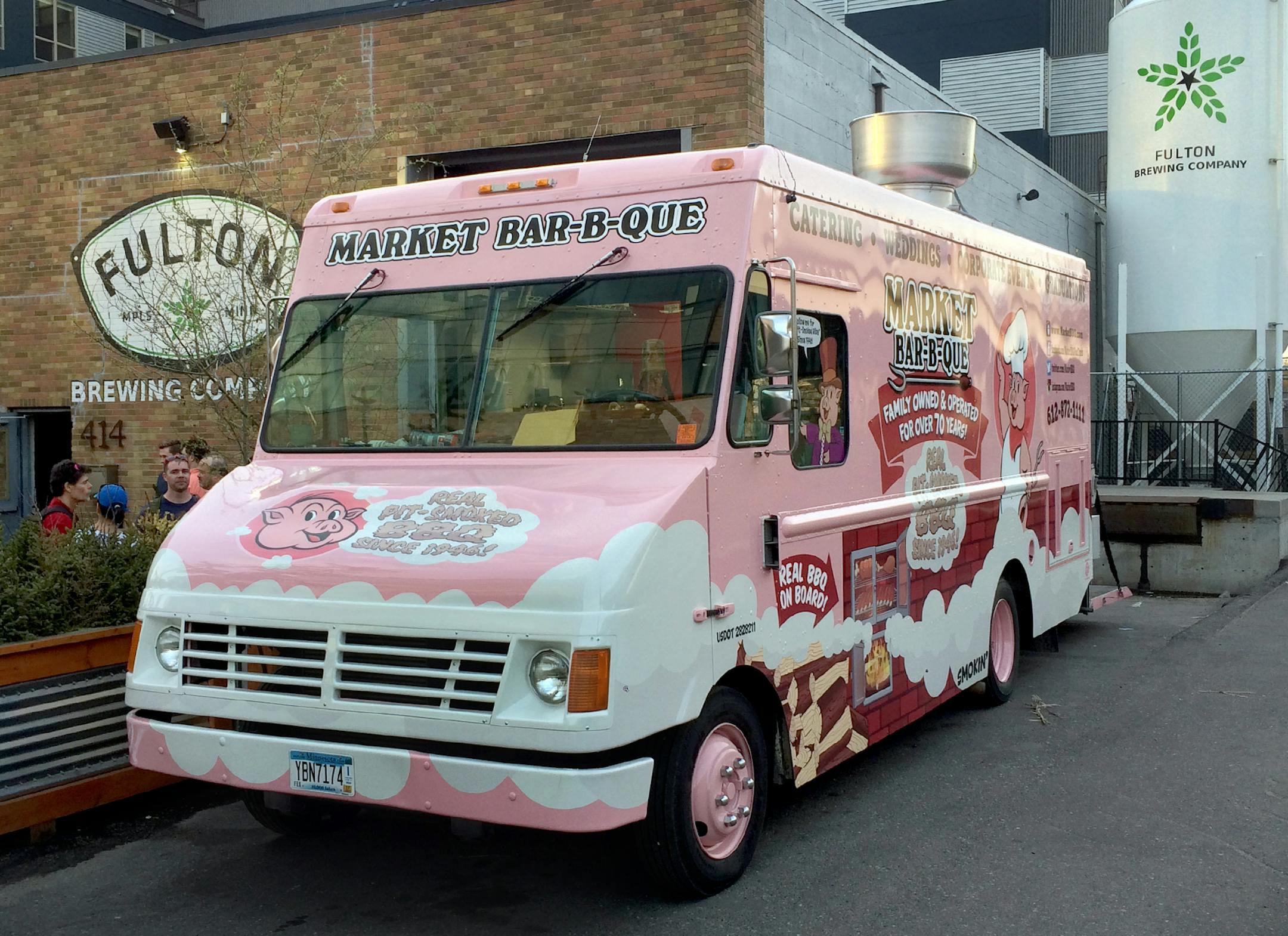 Market Bar-B-Que, a 70-year-old Minneapolis institution, has added a mobile component.