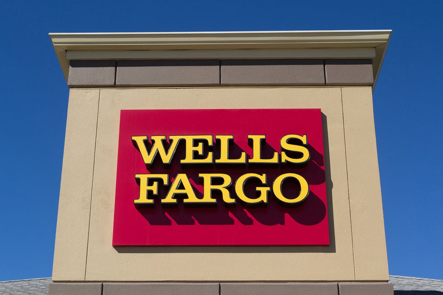 Wells Fargo is increasing its minimum wage across the U.S. (Dreamstime/TNS)