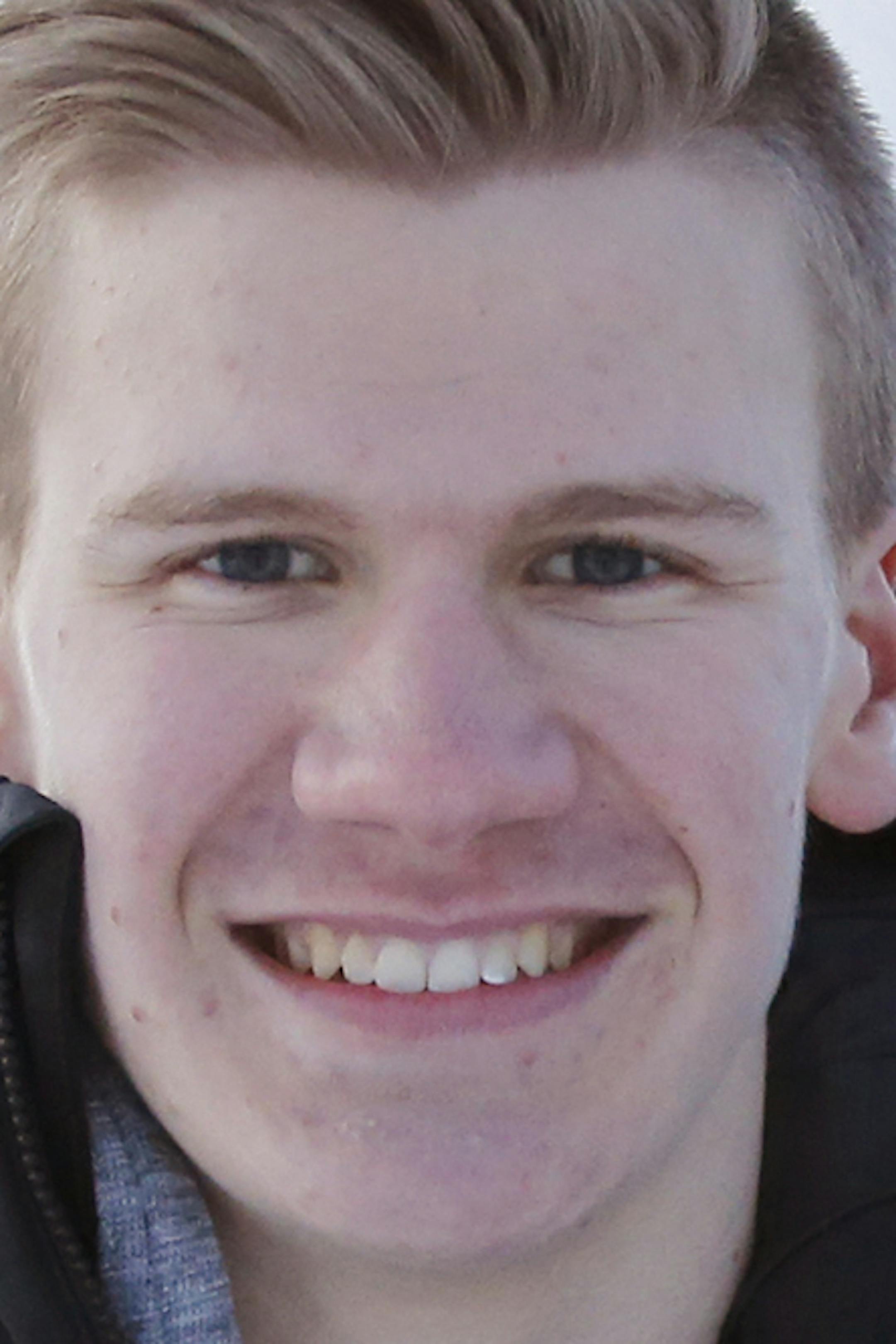 Two local high school skiers : Zak Ketterson of Bloomington Jefferson and Amanda Kautzer of Benilde-St. Margaret's qualified for US National teams that will be competing in Europe in late January and into February .] Richard Tsong-Taatarii/rtsong-taatarii@startribune.com