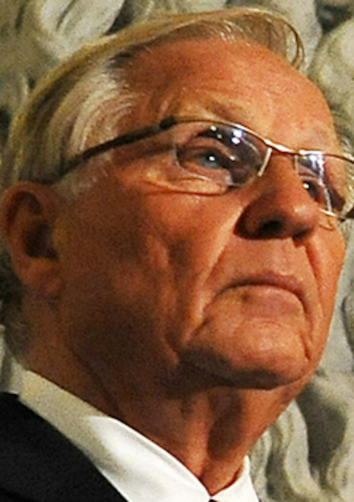 Former Minnesota Gov. Arne Carlson, left, and former Vice President Walter Mondale listen to questions during a news conference on Tuesday, July 5, 2011 in Minneapolis. Mondale and Carlson announced an independent commission designed to resolve Minnesota's budget deadlock. Carlson and Mondale won't serve on the panel. They say it will be co-chaired by Republican former state Sen. Stephen Dille and Democratic former state Rep. Wayne Simoneau. The commission will also include Gov. Mark Dayton's bu