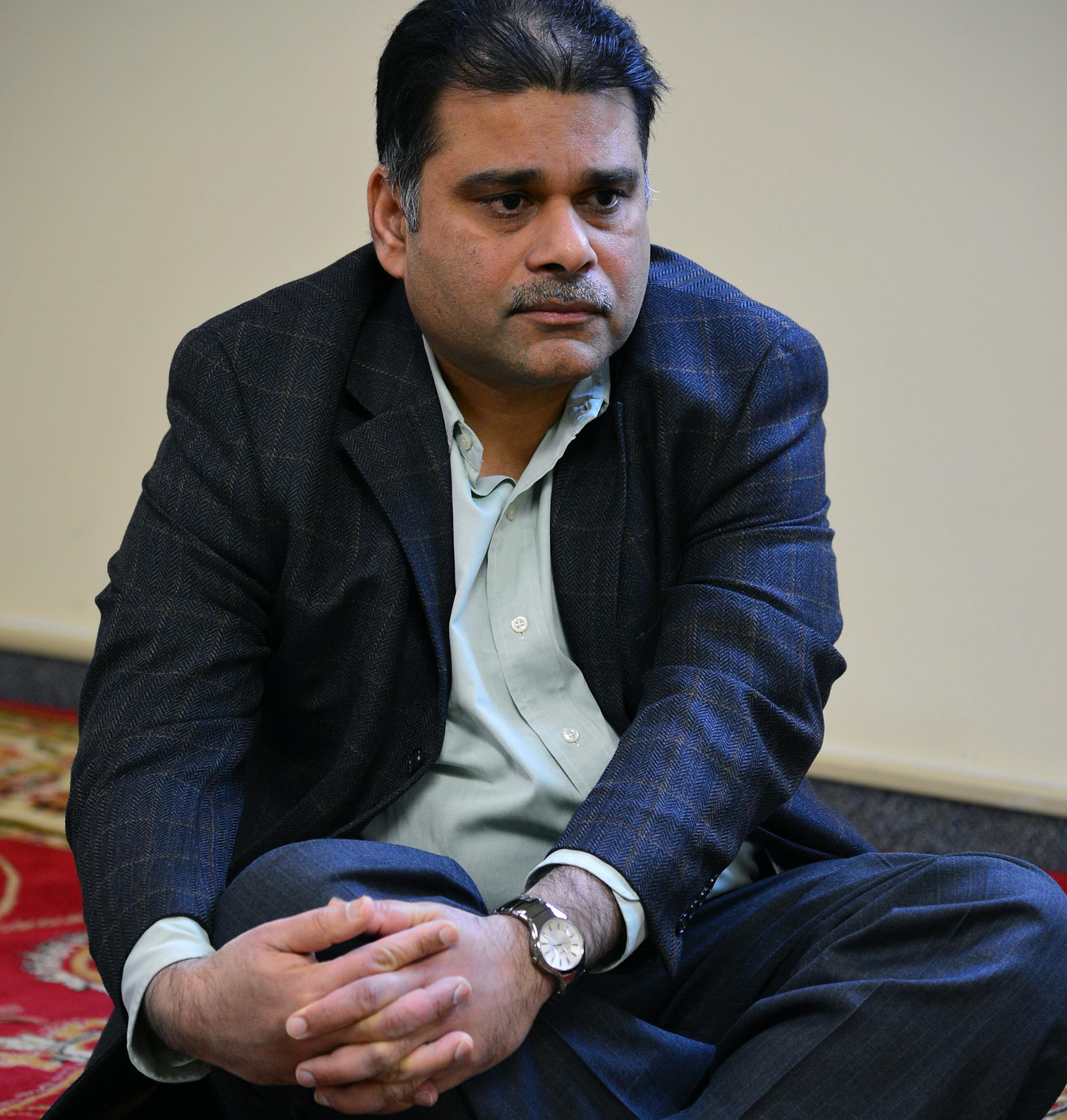 Dr. Muhammad Suri, has a son that goes to the Darul Arqam Center For Excellence. ] Right now13 boys are enrolled in the Darul Arqam Center For Excellence. They study full time for two and a half years. Their final exam is to recite the Quran in one sitting. They start the exam in the morning and don't finish until sunset.. Richard.Sennott@startribune.com Richard Sennott/Star Tribune Blaine Minn.Thursday 4/3/2014) ** (cq)