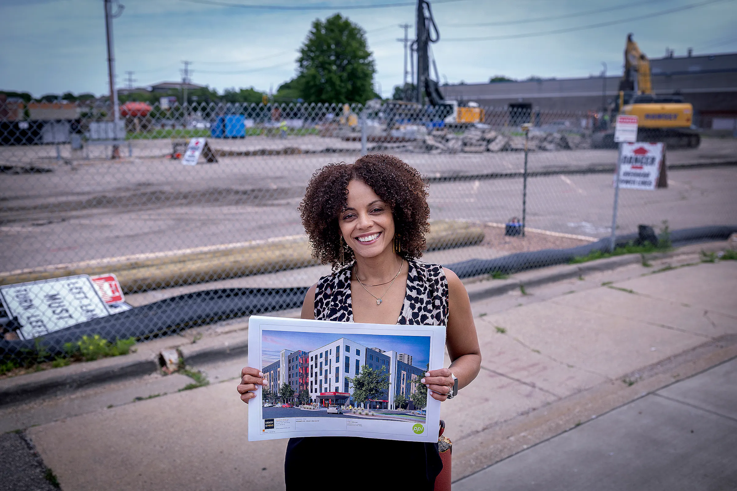 At Wells Fargo site destroyed in riots, construction finally underway ...
