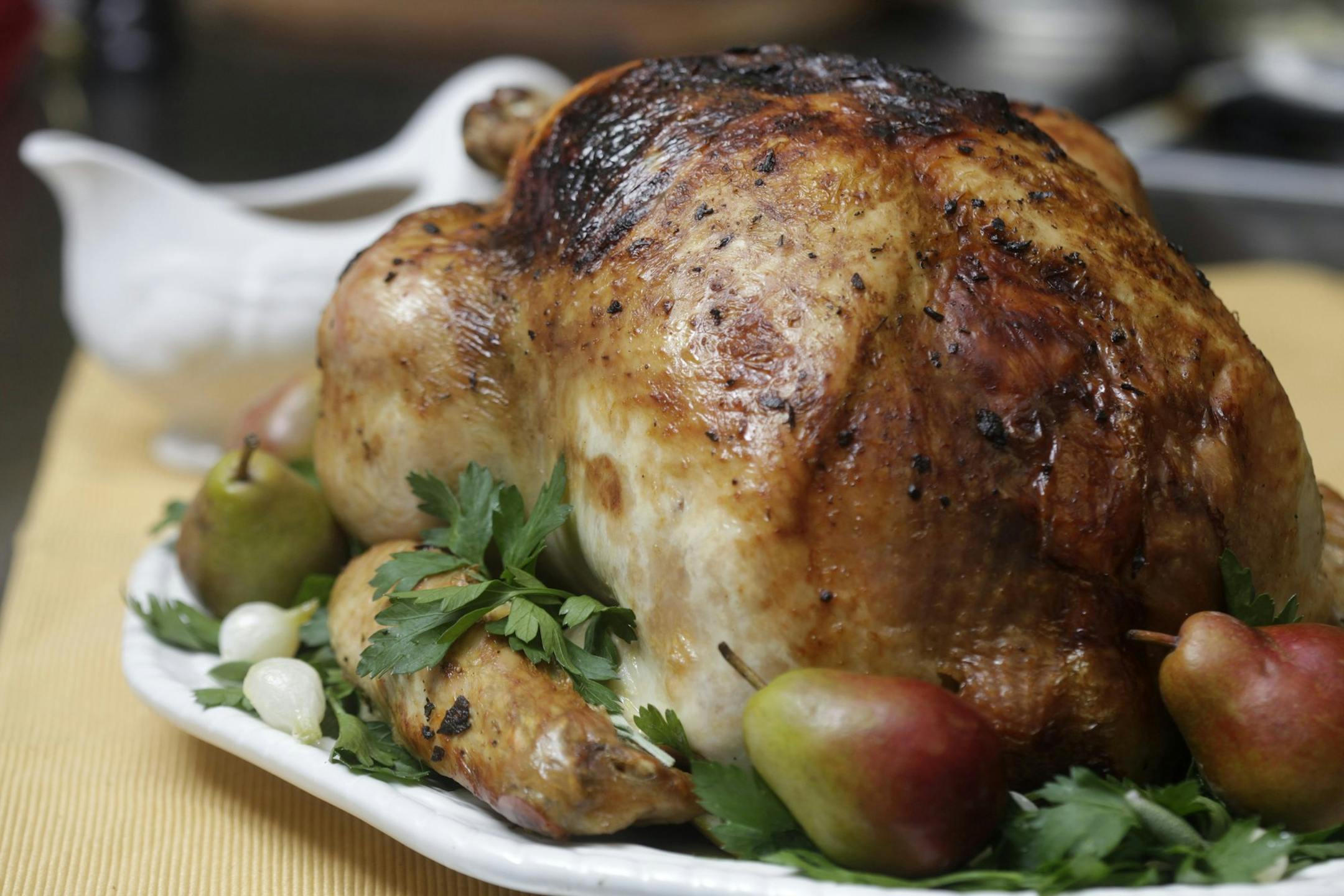 Sue Selasky's roast turkey with sage pan gravy. (Jarrad Henderson/Detroit Free Press/TNS) ORG XMIT: 1485807