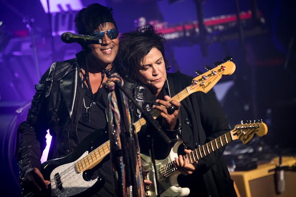 Brownmark and Wendy Melvoin performed during the Revolution's first reunion gigs at First Avenue in September 2016.