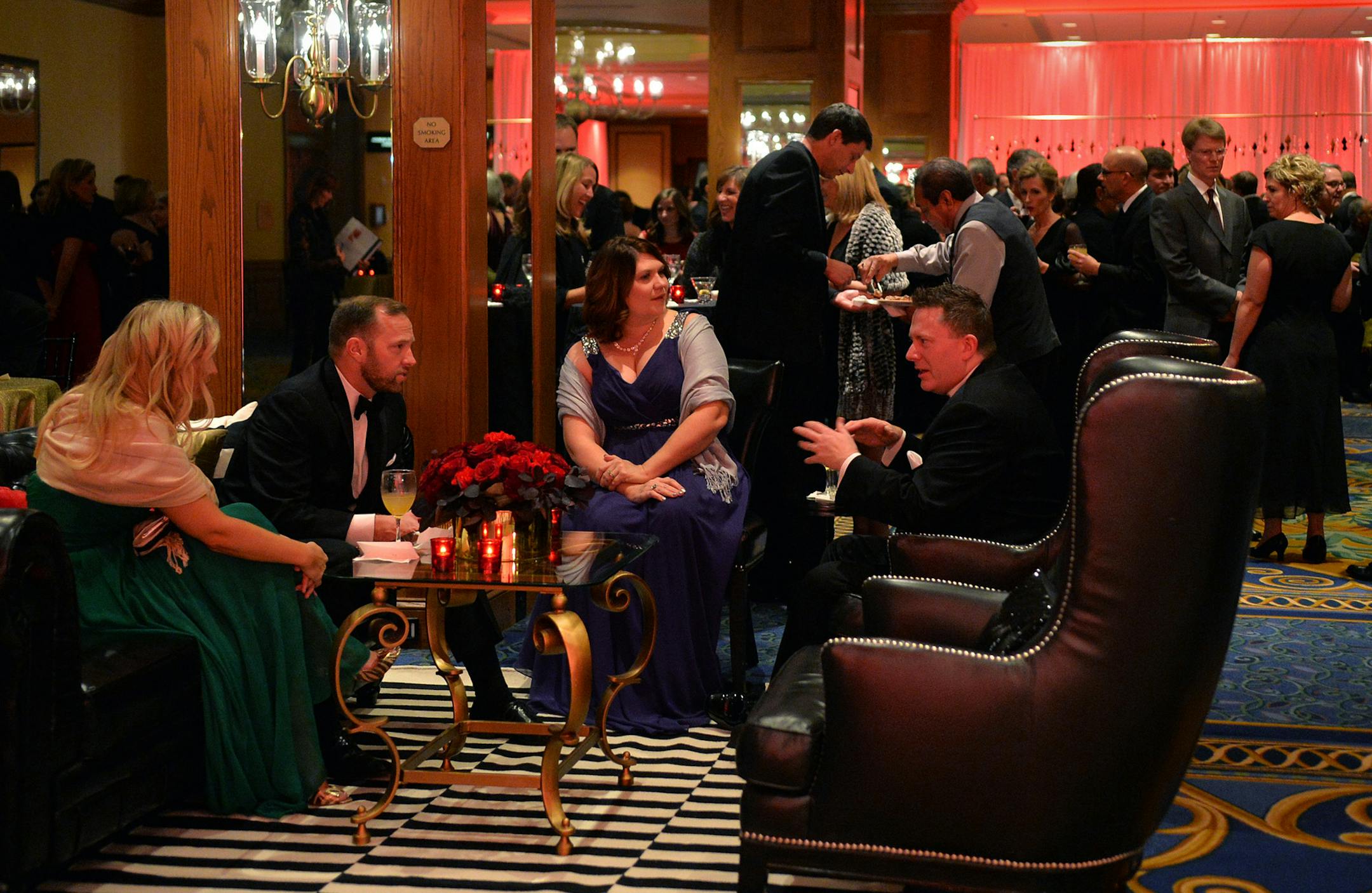 Guests mingled and sipped cocktails at the annual Abbott Northwestern Hospital Foundation&#x2019;s Medicine Ball in Minneapolis.