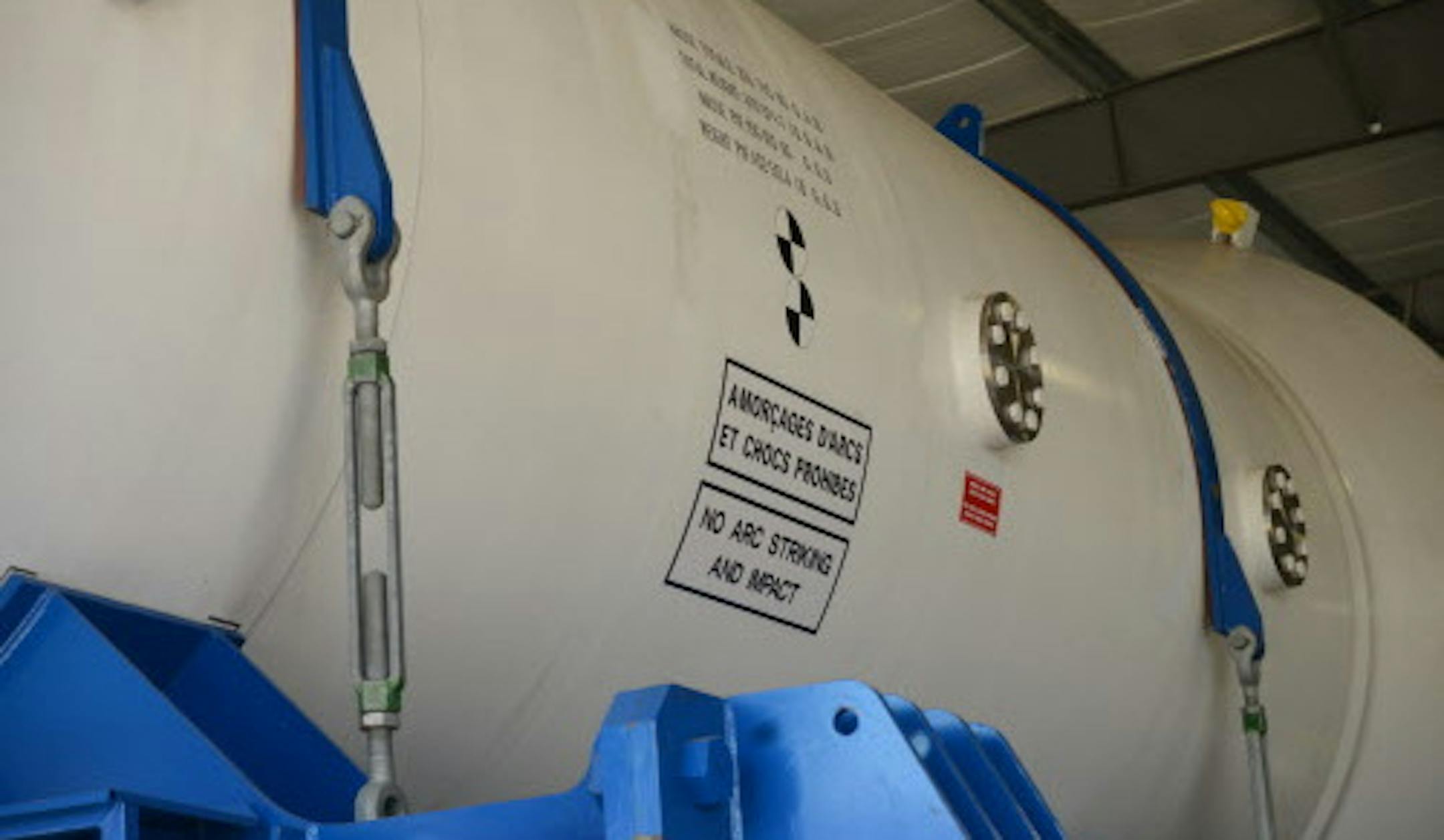 The two oldest heat-conversion units in the U.S. nuclear power industry are about to be replaced at a cost of $285 million at Xcel Energy's Prairie Island reactors in Red Wing. The steam generators are key parts of pressurized-water reactors, converting hot, radioactive fluid from the reactor core into non-radioactive steam to drive turbines. The twin 330-ton replacement units, built in France, rely on nearly 3,400 tubes -- perhaps the weakest link in the technology -- to transfer the heat.] Ric