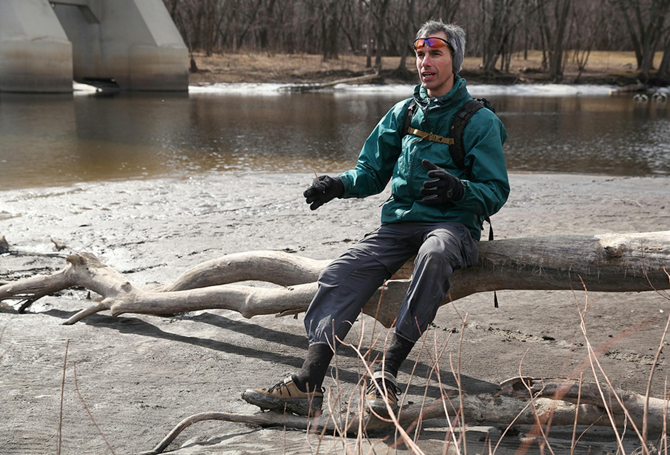 Jonathan Poppele, one of the club founders in Minnesota Wildlife Tracking Project, led a session March 19.