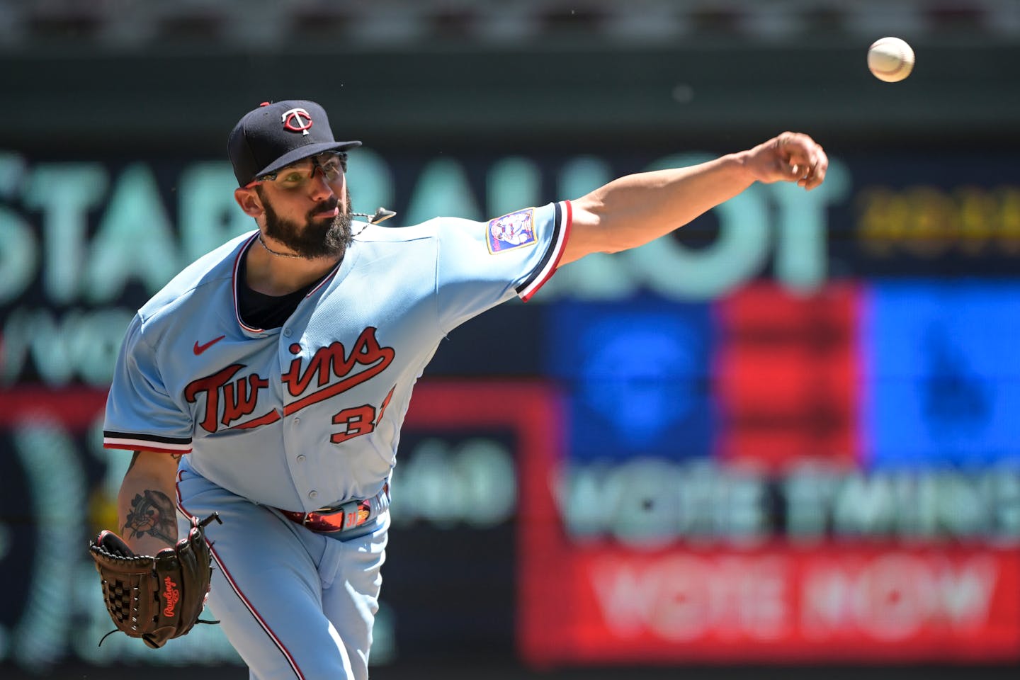 Minnesota Twins starting pitcher Devin Smeltzer (31) throws a pitch against the Cleveland Guardians in the top of the 6th inning Thursday, June 23, 2022 at Target Field in Minneapolis, Minn.. ] Aaron Lavinsky • aaron.lavinsky@startribune.com