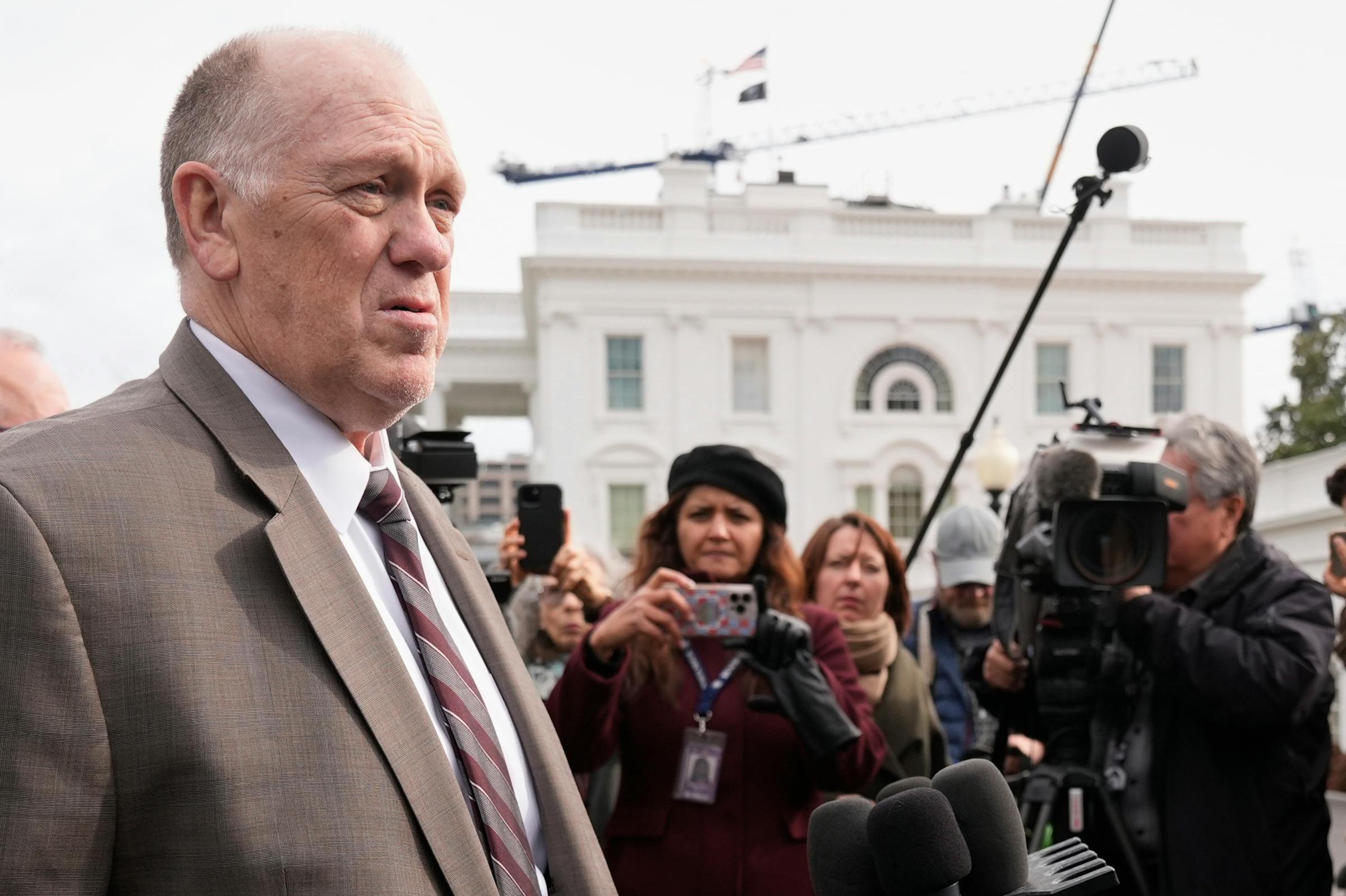 Border czar Tom Homan’s arrival in Minnesota signals a shift by the Trump administration