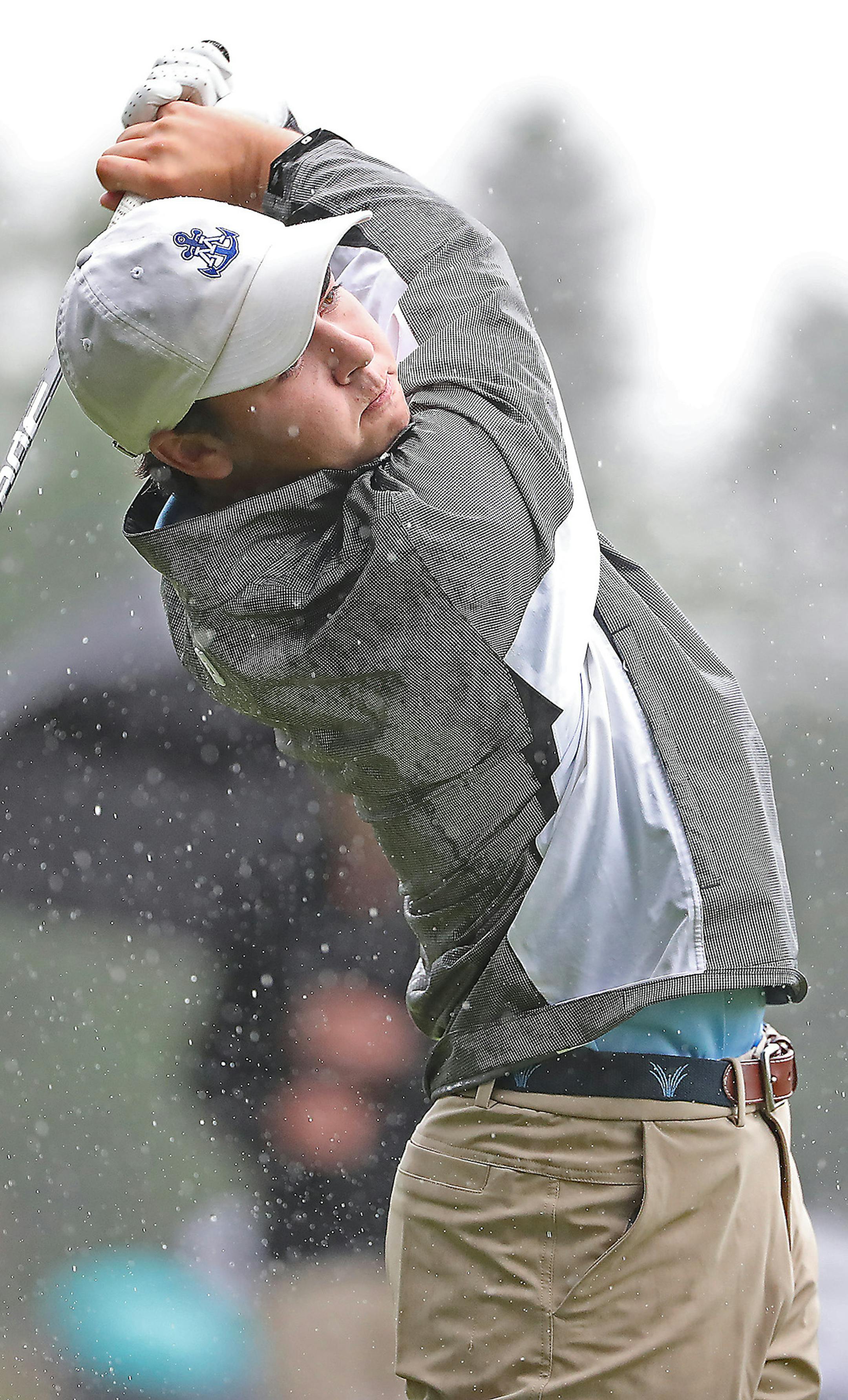 Minnetonka's Ben Sigel teed off on the first tee of the Class 3A boys and girls' golf first round of play at the Bunker Hills Golf Course, Tuesday, June 14, 2016 in Coon Rapids, MN. ] (ELIZABETH FLORES/STAR TRIBUNE) ELIZABETH FLORES • eflores@startribune.com
