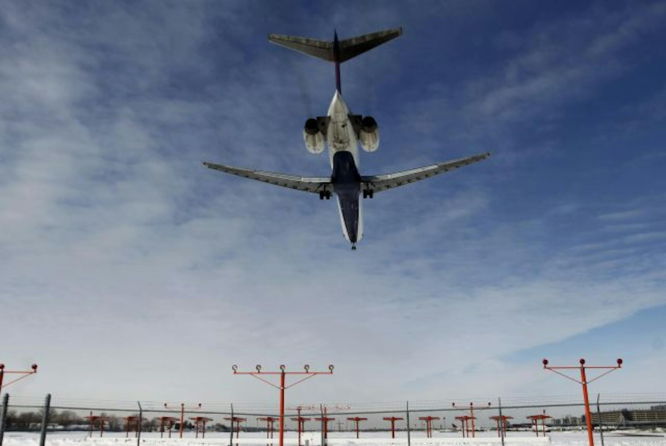 An airplane lands at MSP.