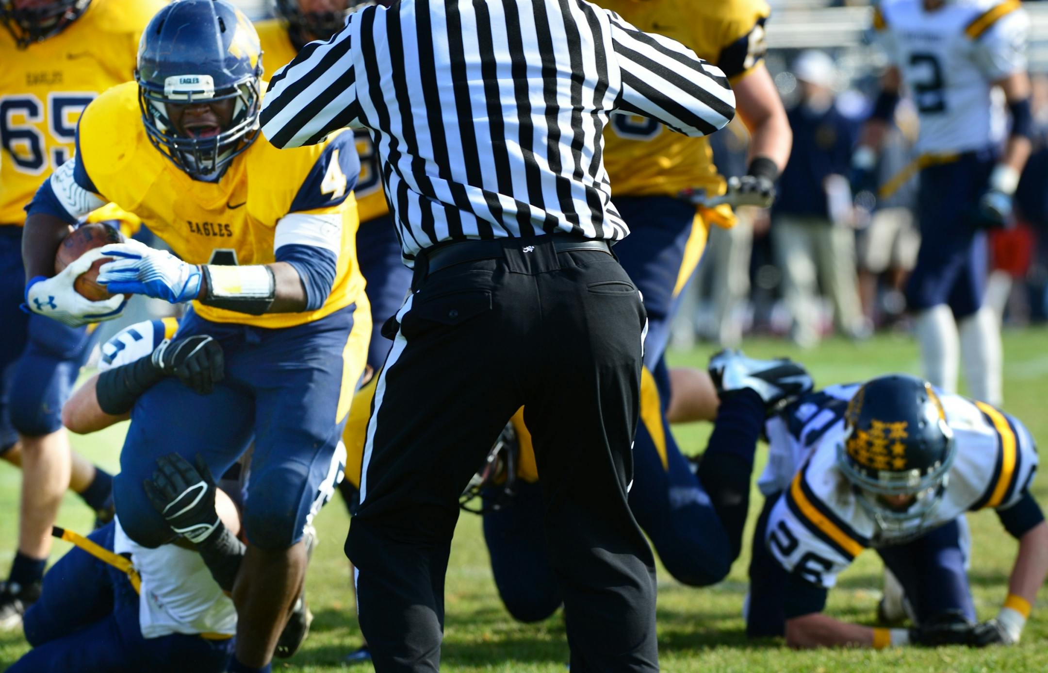 Totino-Grace 4 Kez Flomo scored the team's third touchdown in the fourth quarter. Totino-Grace beat Mahtomedi 21 to 6. Saturday, October 27, 2012