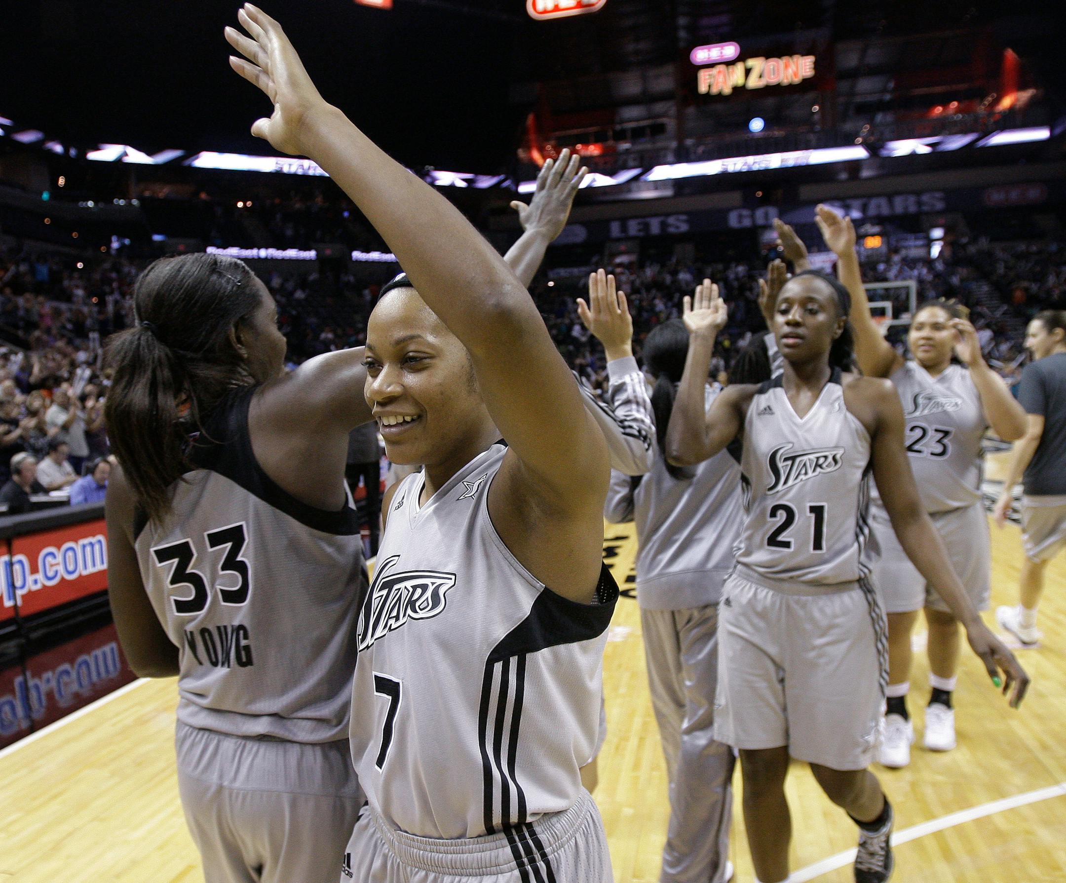 San Antonio Silver Stars' Jia Perkins (7).