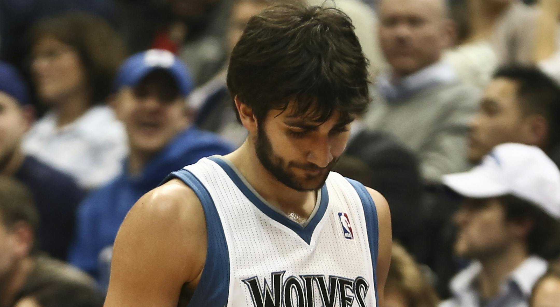Minnesota Timberwolves point guard Ricky Rubio (9) looked dejected as he was taken out of the end of third quarter of a Timberwolves verses Spurs NBA basketball game at the Target Center on Wednesday, February 6, 2013. ] (RENEE JONES SCHNEIDER reneejones@startribune.com)