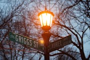 St. Paul officials are struggling to keep the streetlights on, as copper thieves across the city have made whole blocks go dark. 