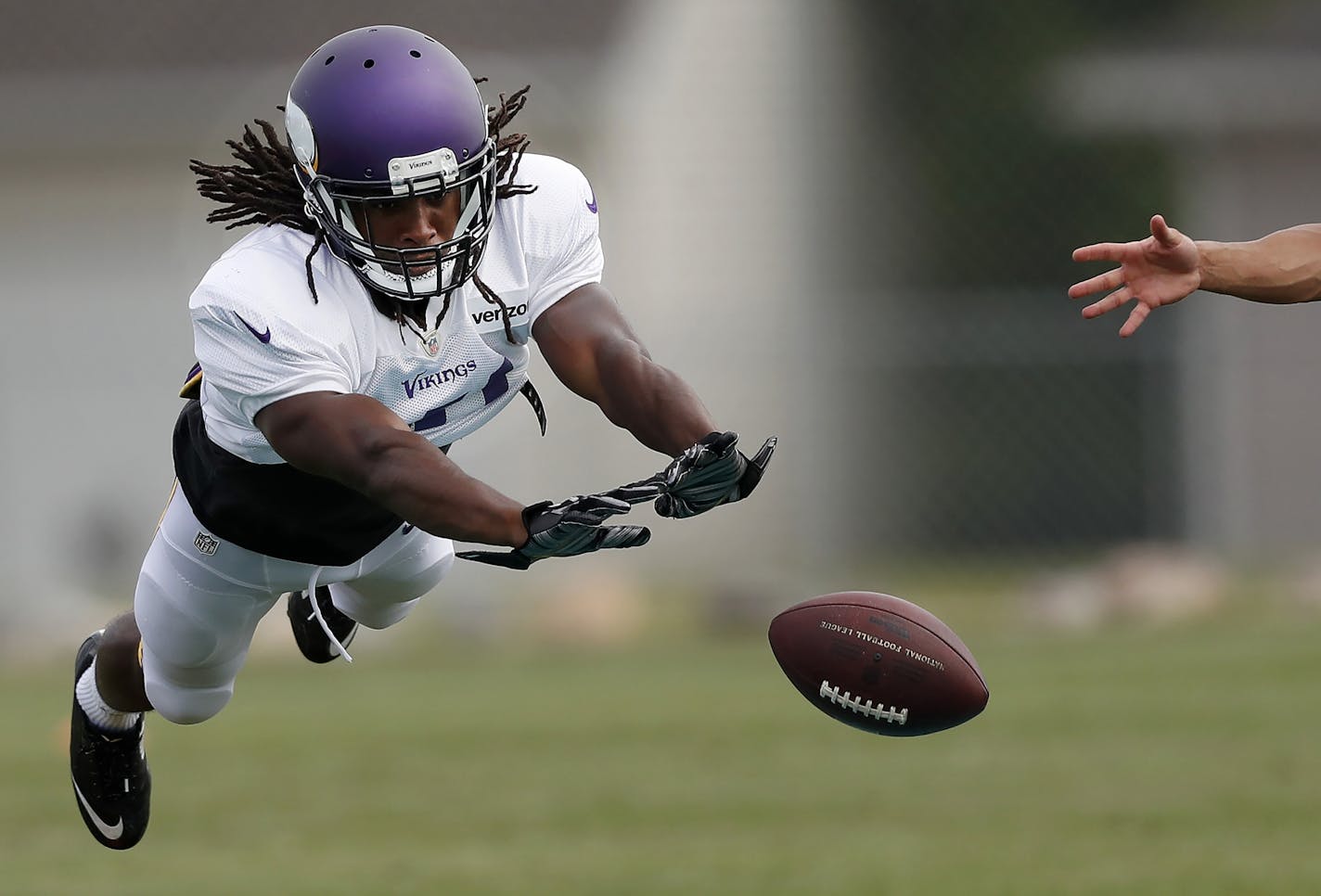 Anthony Harris (41) practiced blocking punts.