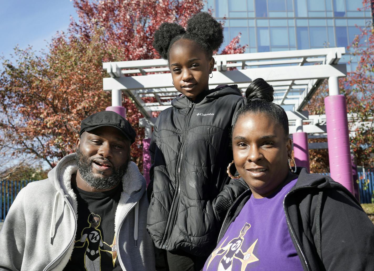 11-year-old Khloe Cox with parents Lloyd and LaWanda Cox on her way home. A team of surgeons at M Health Fairview University of Minnesota Masonic Children's Hospital recently performed the first-ever known dual liver-pancreas transplant to successfully treat a rare childhood cancer. Khloe Cox, has been in recovery since August and will leave the hospital Thursday to return home with her family. brian.peterson@startribune.com Minneapolis, MN Thursday, October 15, 2020