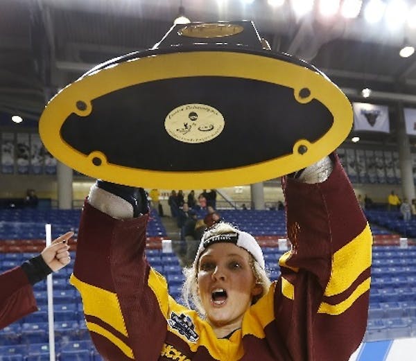 The Gophers' Amanda Kessel celebrated after defeating Boston College 3-1 in the Women's Frozen Four championship in Durham, N.H., on Sunday.