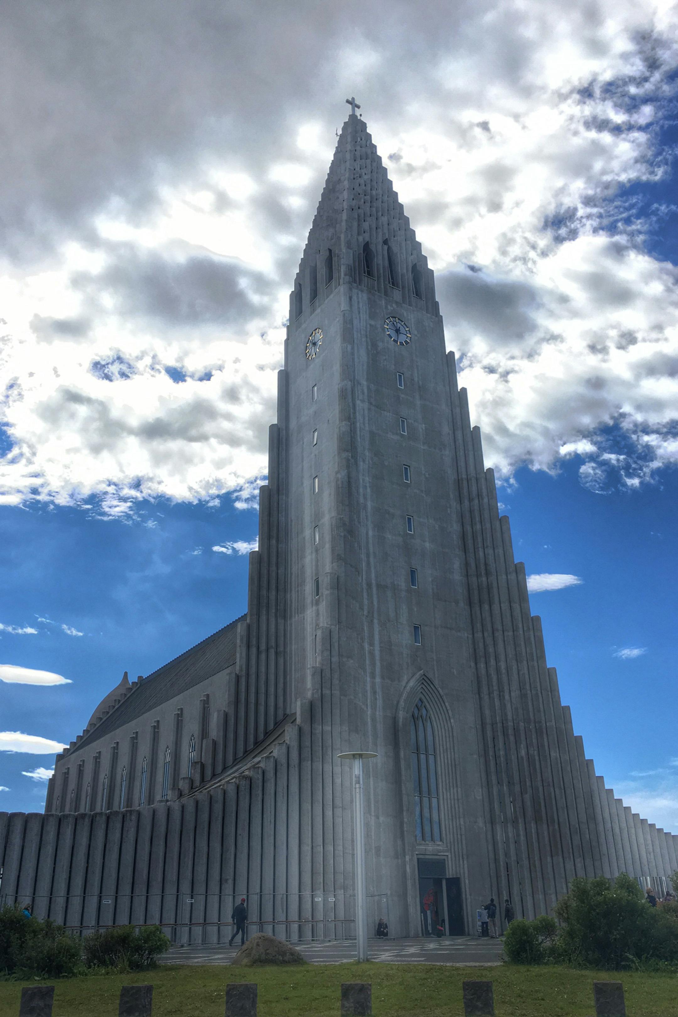 Hallgr&#xcc;mskirkja church in Reykjav&#xcc;k, Iceland. A statue of Leif Eiriksson stands in front of the church and predates it by 15 years. Photo by James Lileks