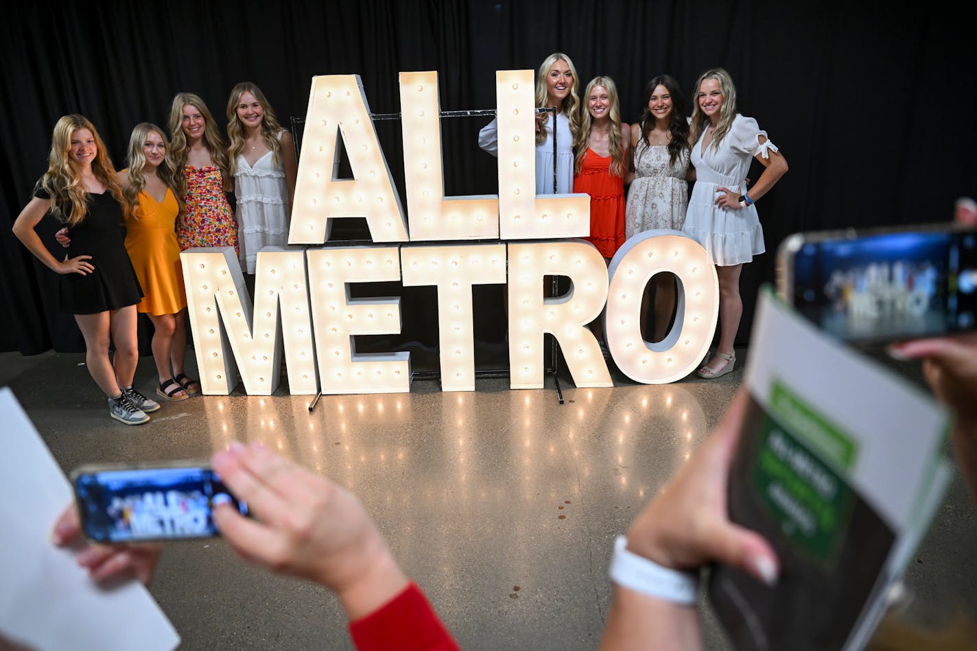 The Rosemount softball team takes groups photos before the Star Tribune's sixth annual All-Metro Sports Awards show Wednesday, June 28, 2023, at Target Center in Minneapolis, Minn. ] AARON LAVINSKY • aaron.lavinsky@startribune.com