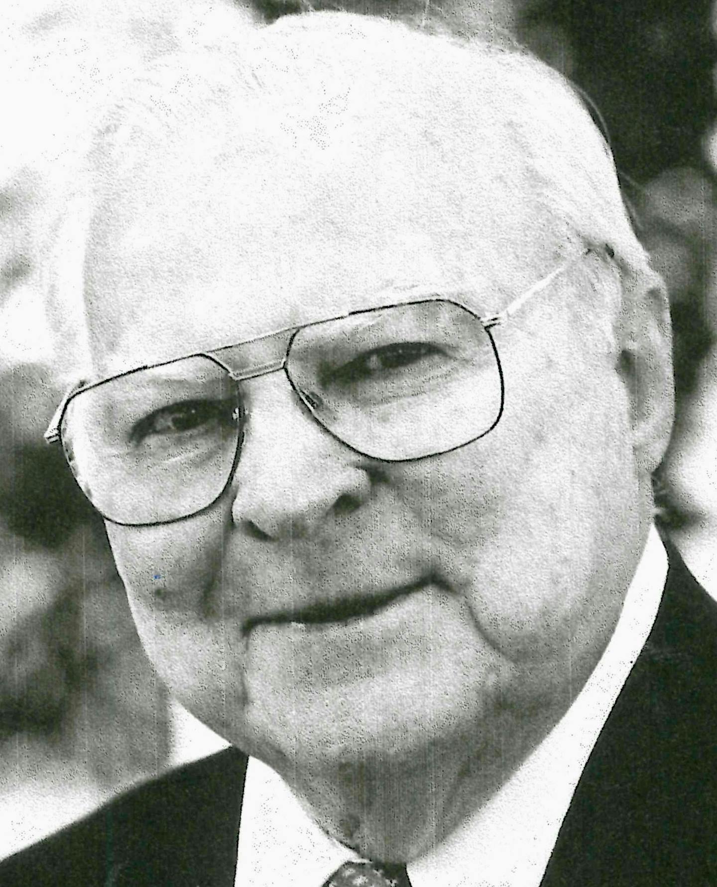 Robert Klas Sr.