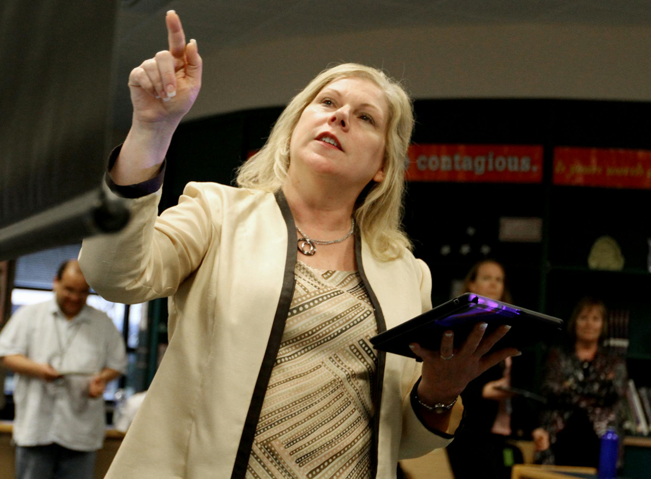 Superintendent for Lakeville Area Public Schools Lisa Snyder delivered an informational presentation to parents using a wireless iPad about integrating iPads into student learning. ] MARISA WOJCIK marisa.wojcik@startribune.com On Tuesday, March 20, 2012 the Lakeville school district held an informational meeting for parents to prepare for thousands of incoming iPads to district schools. The meeting, held at Cherry View Elementary, focused on how and why the iPads will be integrated into students