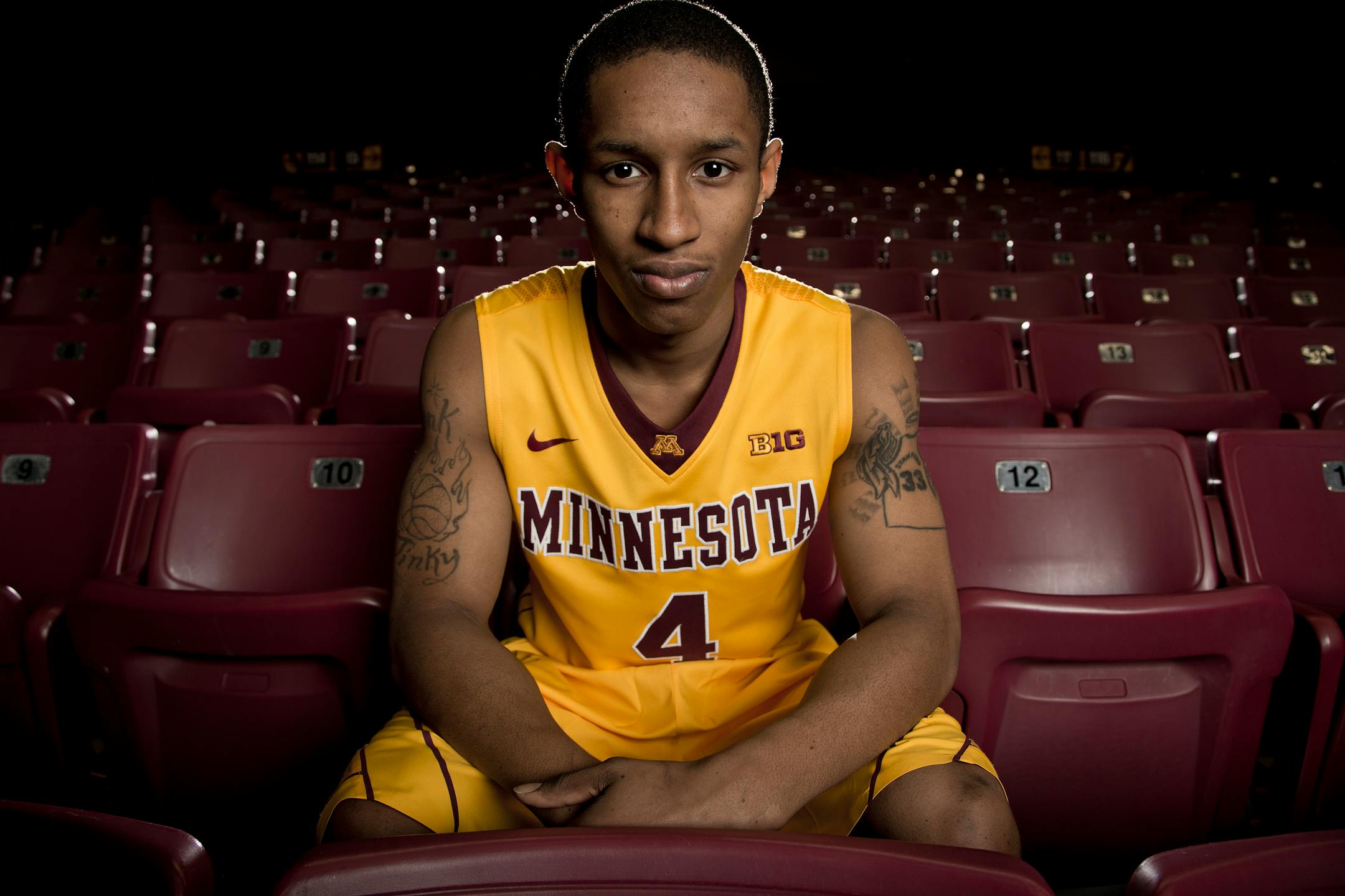 University of Minnesota Basketball – DeAndre Mathieu (4). ] CARLOS GONZALEZ cgonzalez@startribune.com October 28, 2013, Minneapolis, Minn., Williams Arena, NCAA Basketball, University of Minnesota Gophers ORG XMIT: MIN1310292107084588