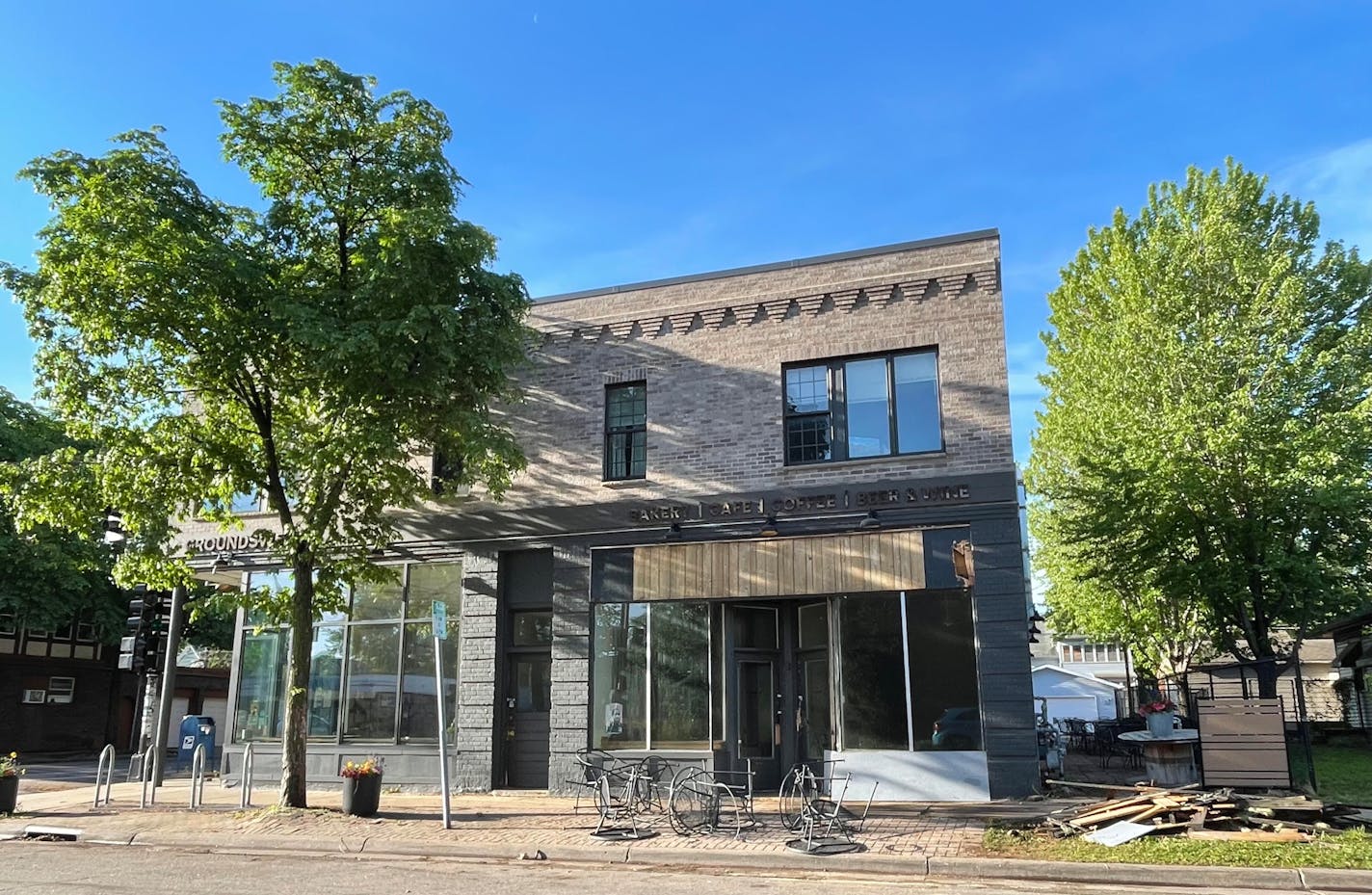 The exterior of Groundswell, exterior