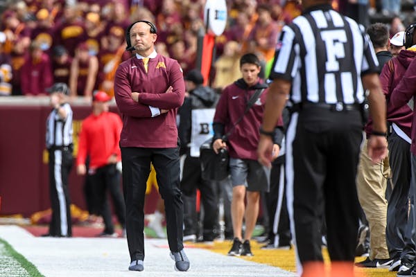 Minnesota Gophers head coach P.J. Fleck walked the sideline frustrated in the second half against the Bowling Green Falcons. ] AARON LAVINSKY • aaro
