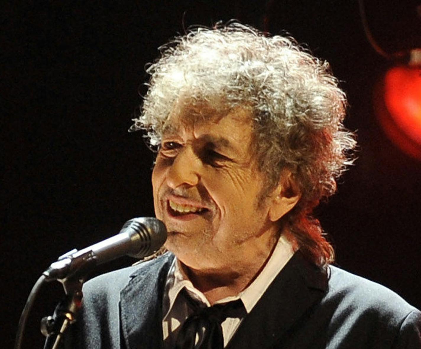 Bob Dylan performs in Los Angeles, Jan. 12, 2012.