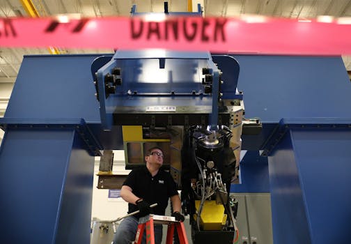 Field service technician Donovan Kobs readied a friction stir welding system used in manufacturing for the aerospace industry to demo a weld. ] ANTHONY SOUFFLE &#xef; anthony.souffle@startribune.com Business profile on PaR Systems photographed Tuesday, Feb. 6, 2018 at their headquarters in Shoreview, Minn. The engineering firm specializes in automated manufacturing and material handling equipment including cranes and robots for Chernobyl, Fukushima, NASA and med tech firms.