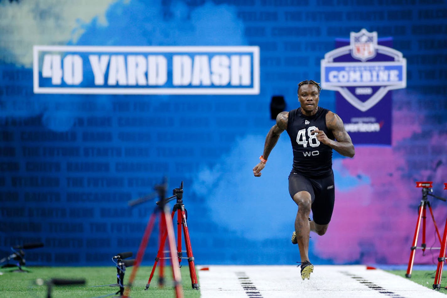 Wide receiver Henry Ruggs III of Alabama runs the 40-yard dash during the NFL Scouting Combine at Lucas Oil Stadium in Indianapolis on February 27, 2020. (Joe Robbins/Getty Images/TNS) ORG XMIT: 1632085