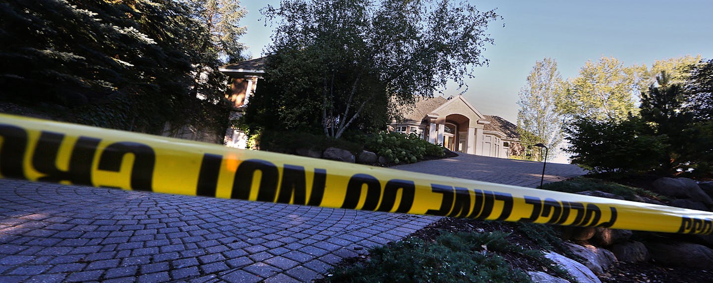 The scene was quiet Friday morning, where five family members were found inside a home at 20975 Channel Drive in Greenwood. ] JIM GEHRZ &#xef; james.gehrz@startribune.com / Greenwood, MN / September 11, 2015 / 8:00 AM BACKGROUND INFORMATION: Apparent multiple murder-suicide at home in Greenwood. ORG XMIT: MIN1509111233240071