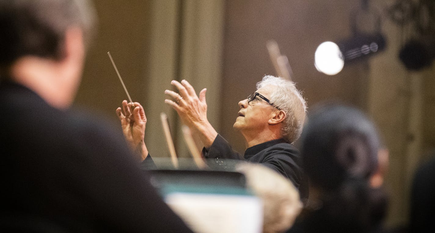 Minnesota Orchestra music director Osmo V&#x2030;nsk&#x2030; conducts during the concert in Durban. ] LEILA NAVIDI &#xef; leila.navidi@startribune.com BACKGROUND INFORMATION: Minnesota Orchestra concert in Durban, South Africa on Sunday, August 12, 2018.