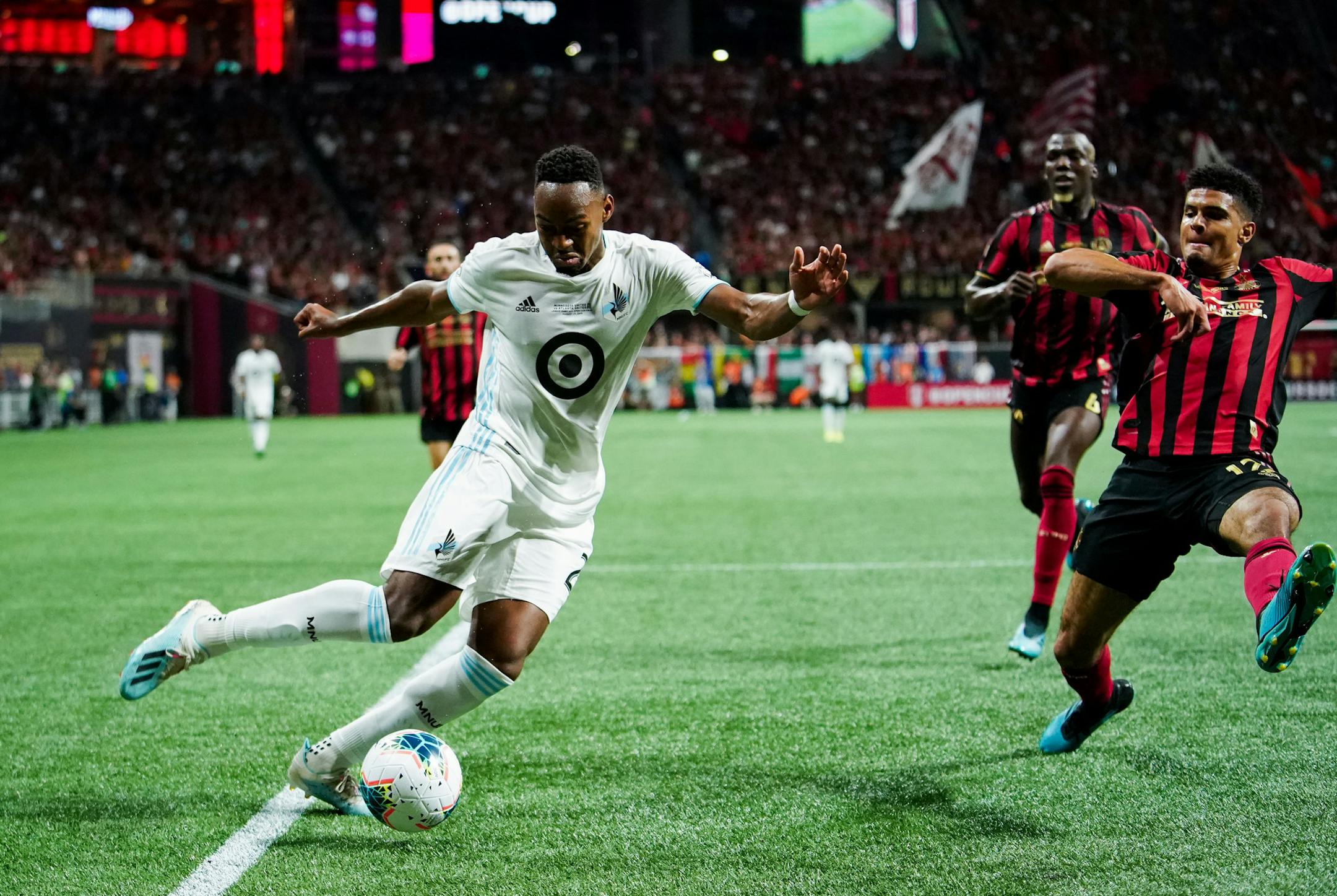 Minnesota United forward Mason Toye (23) takes a shot on goal against the Atlanta United during the U.S. Open Cup at Mercedes-Benz Stadium in Atlanta on Tuesday, Aug. 27, 2019. Photo by Kevin D. Liles for the Star Tribune